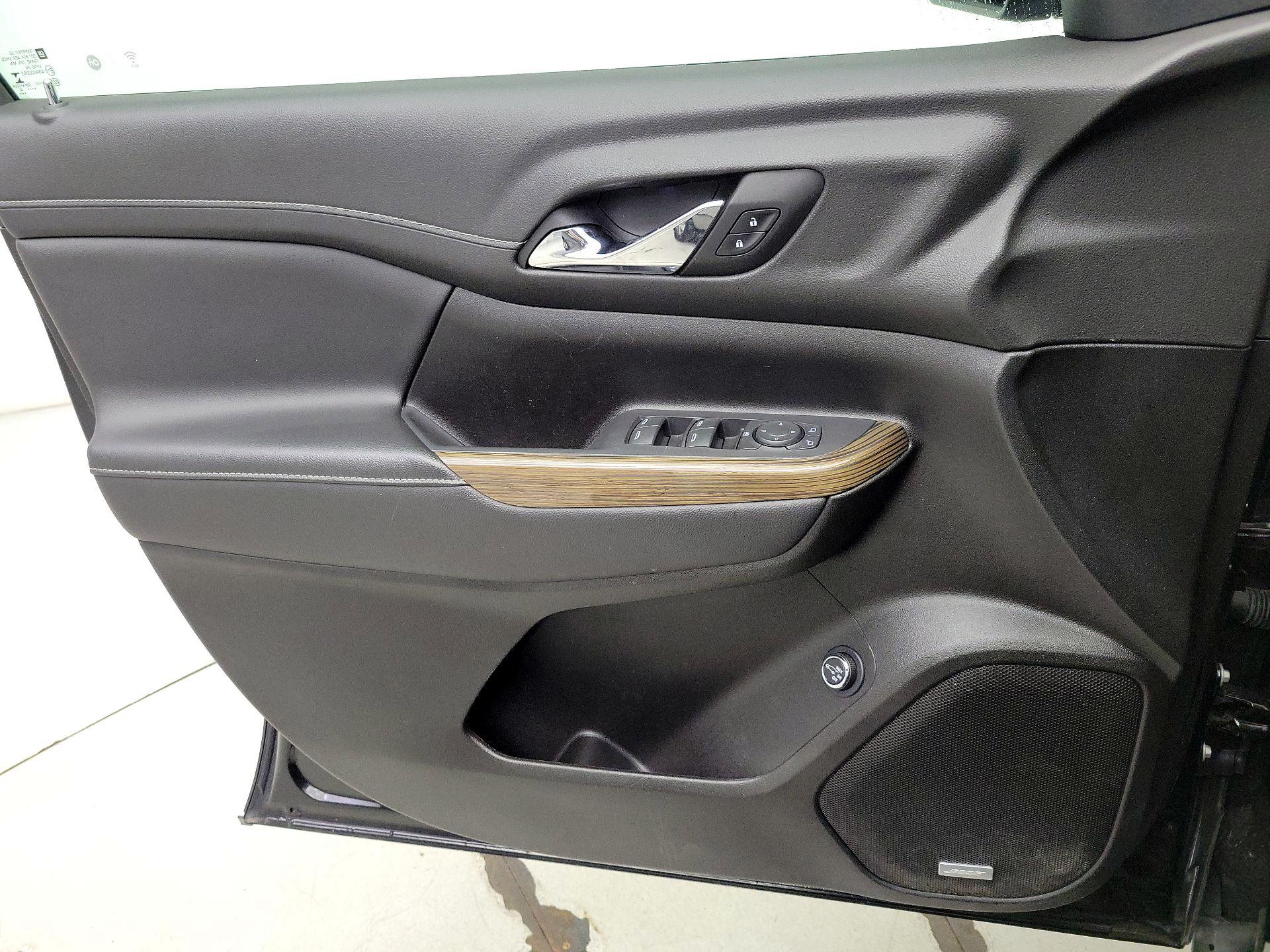 Thumbnail: 2023 GMC Acadia - 12