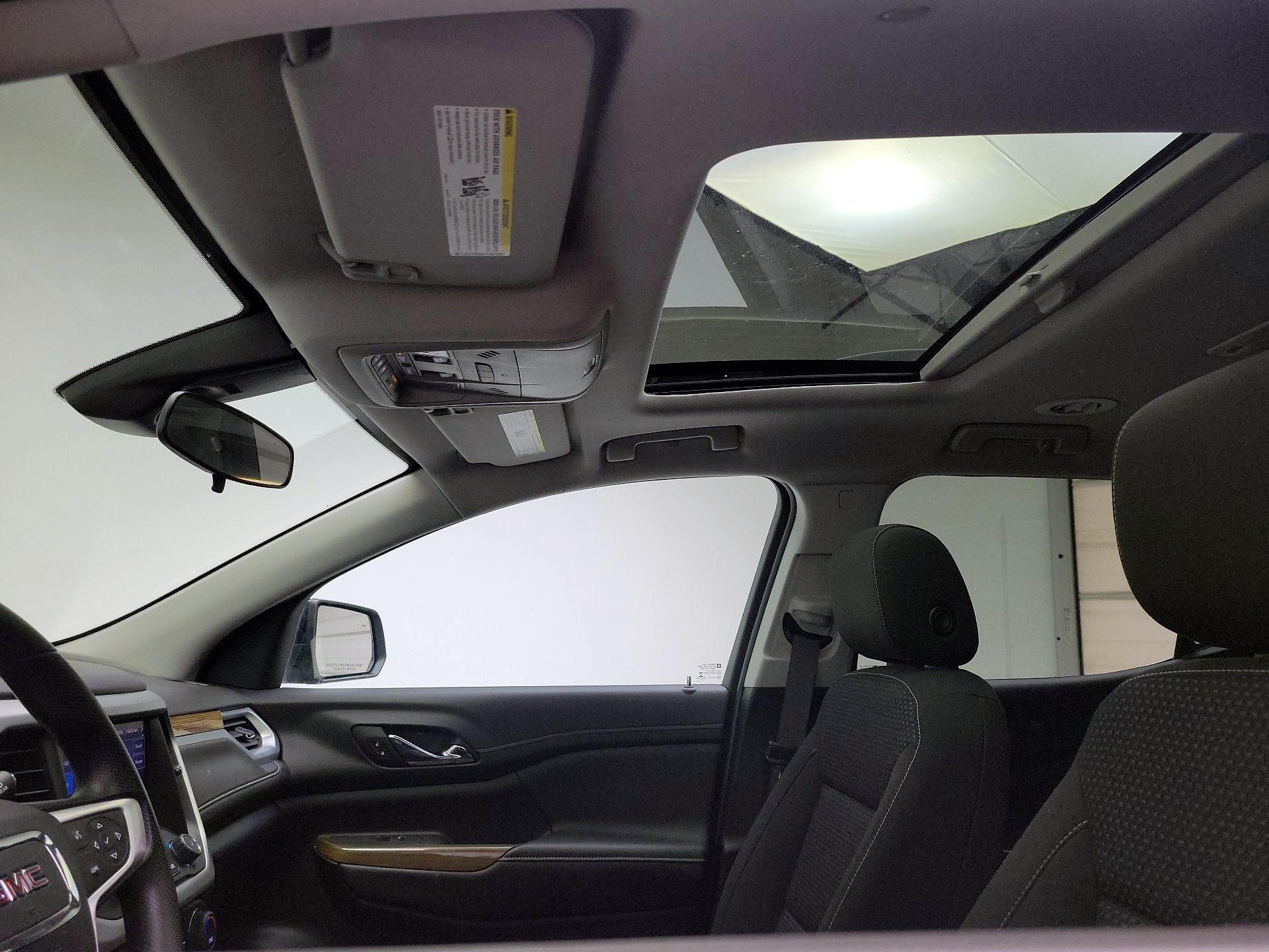 Thumbnail: 2023 GMC Acadia - 19