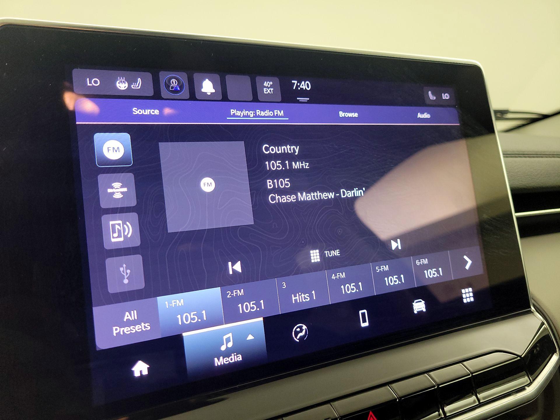 Thumbnail: 2022 Jeep Compass - 15