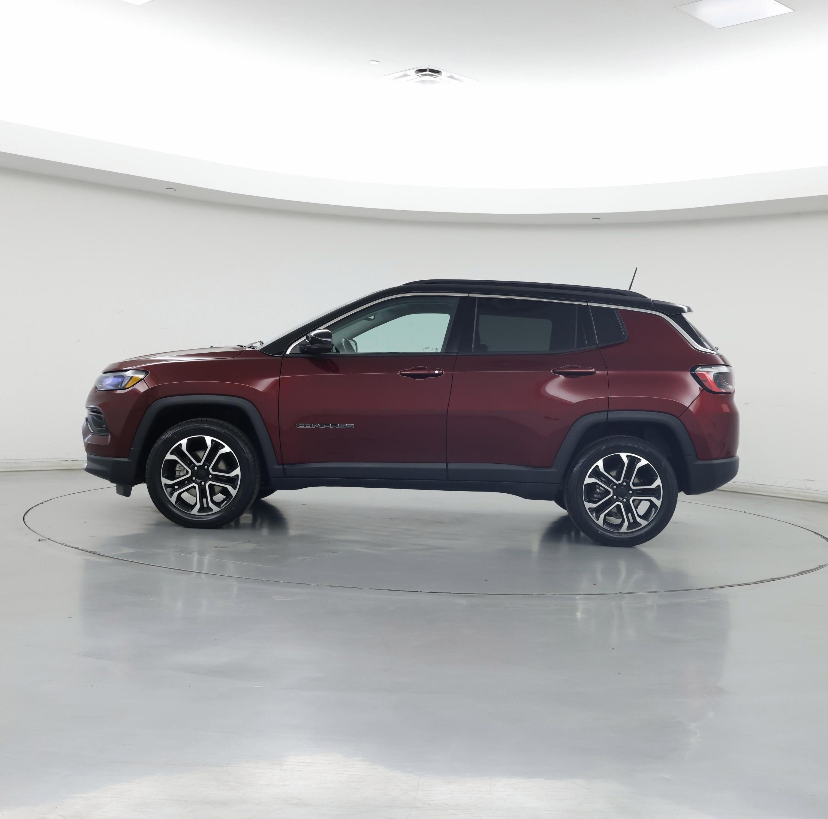 Thumbnail: 2022 Jeep Compass - 3