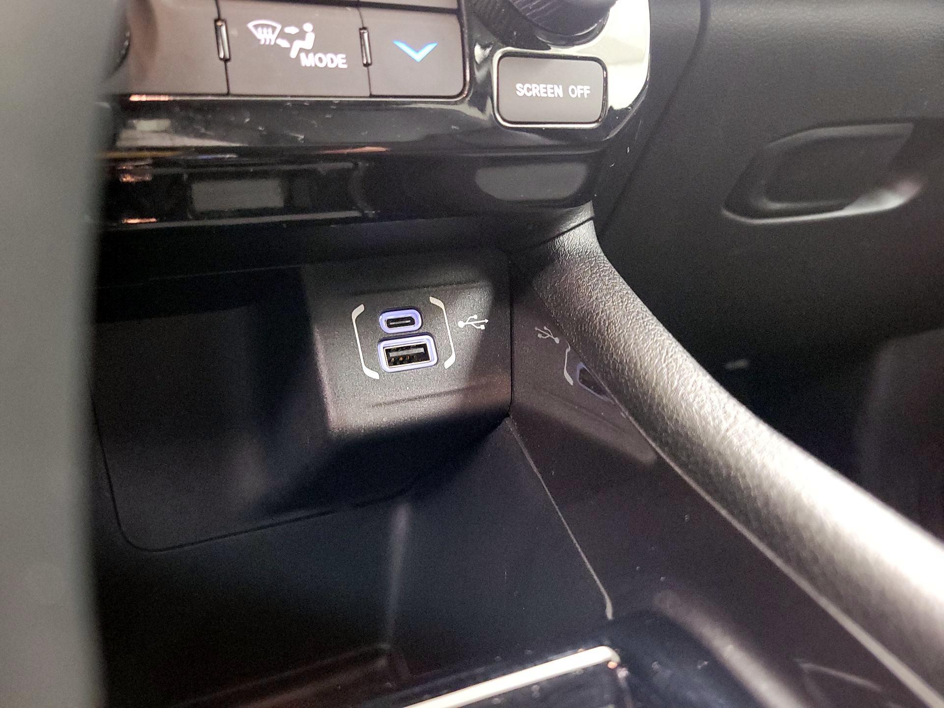 Thumbnail: 2022 Jeep Compass - 18