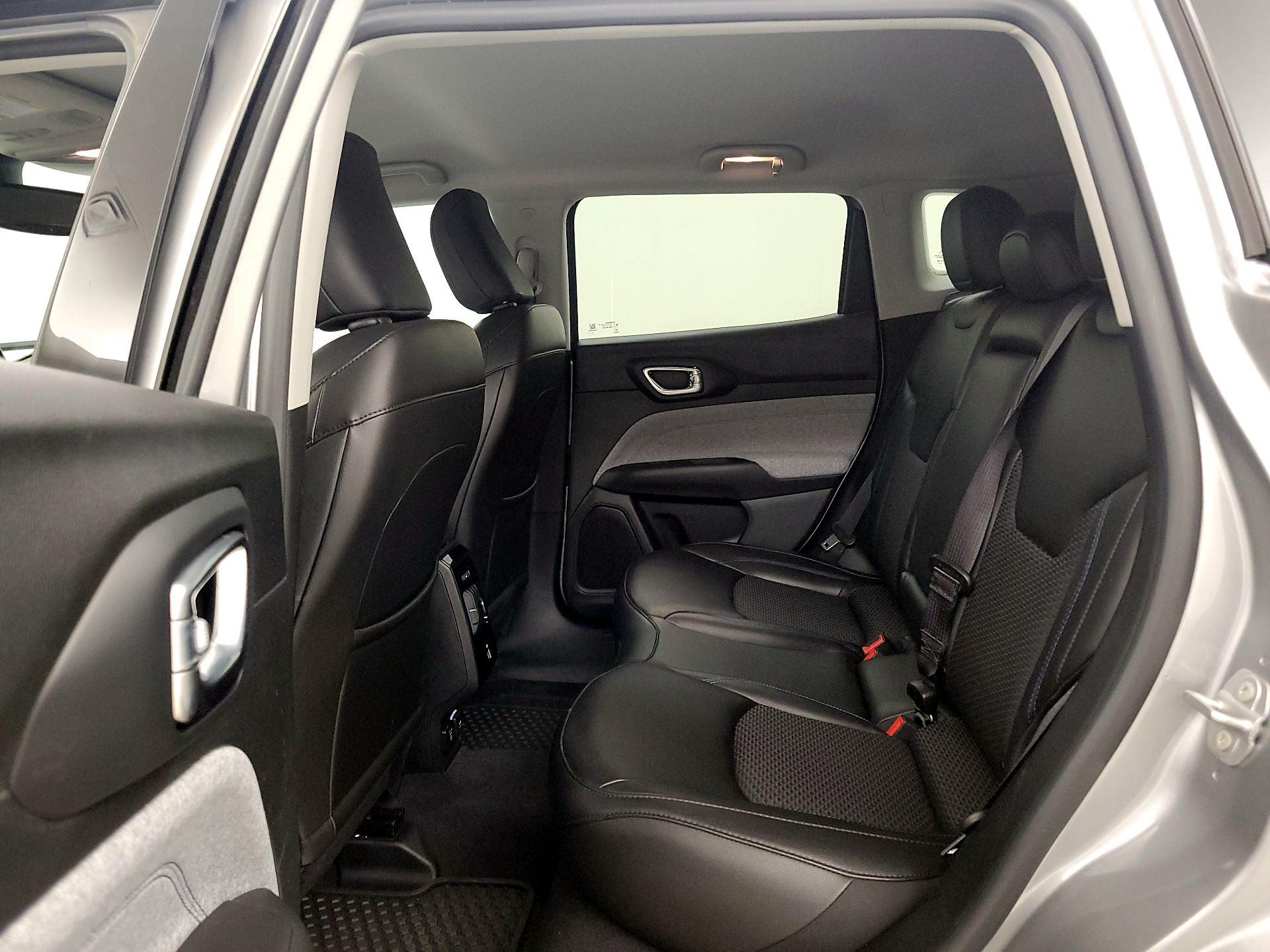 Thumbnail: 2022 Jeep Compass - 19