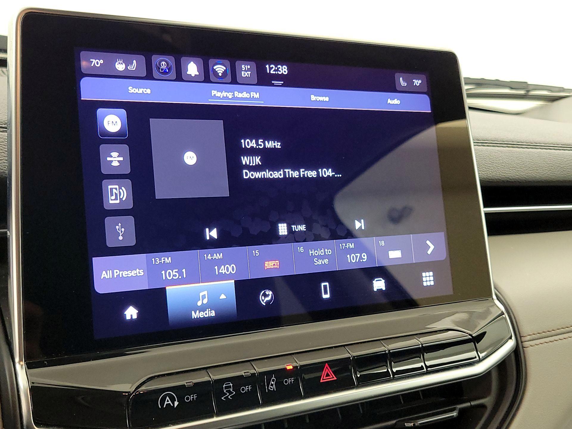 Thumbnail: 2022 Jeep Compass - 15