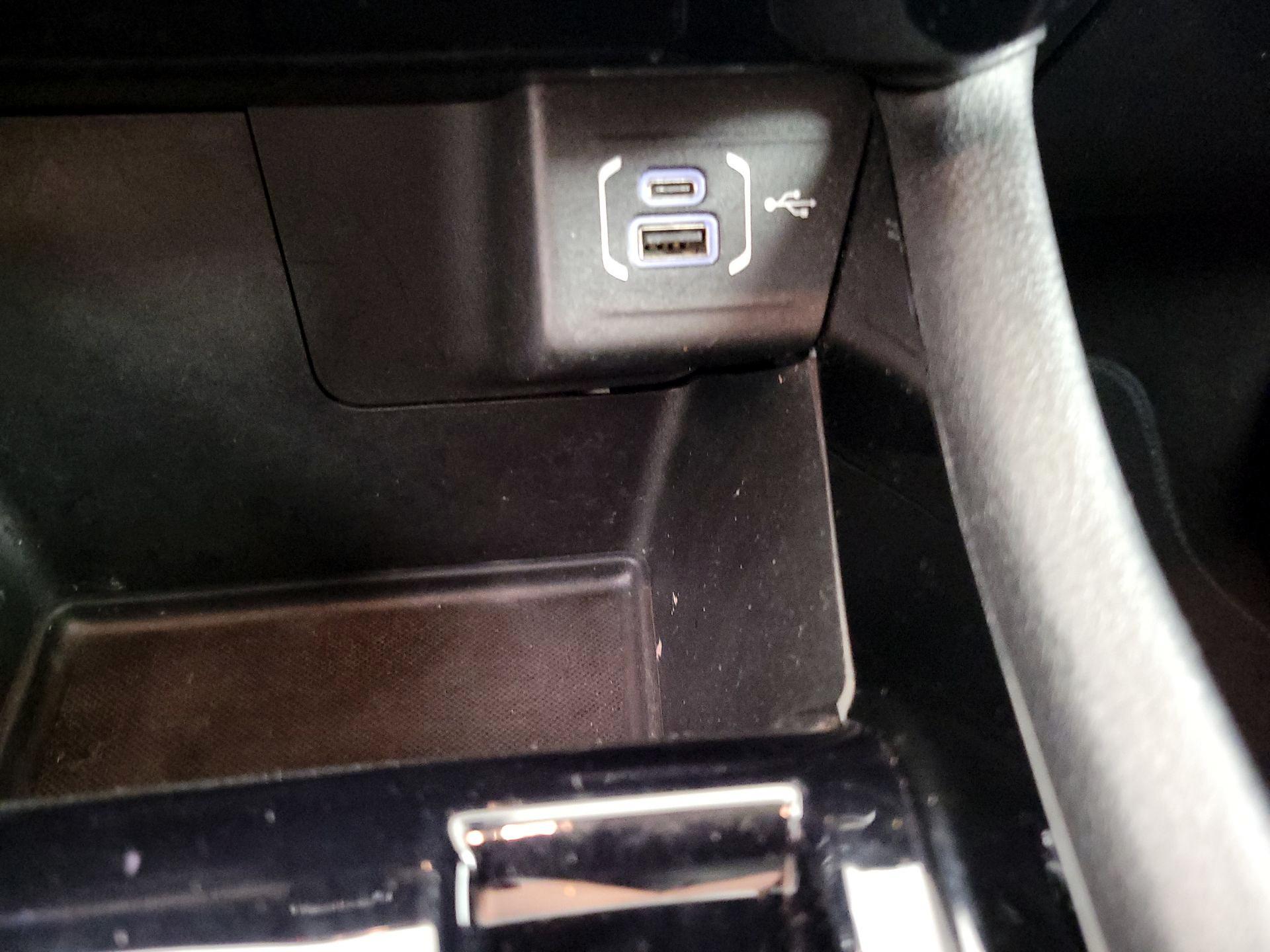 Thumbnail: 2022 Jeep Compass - 18