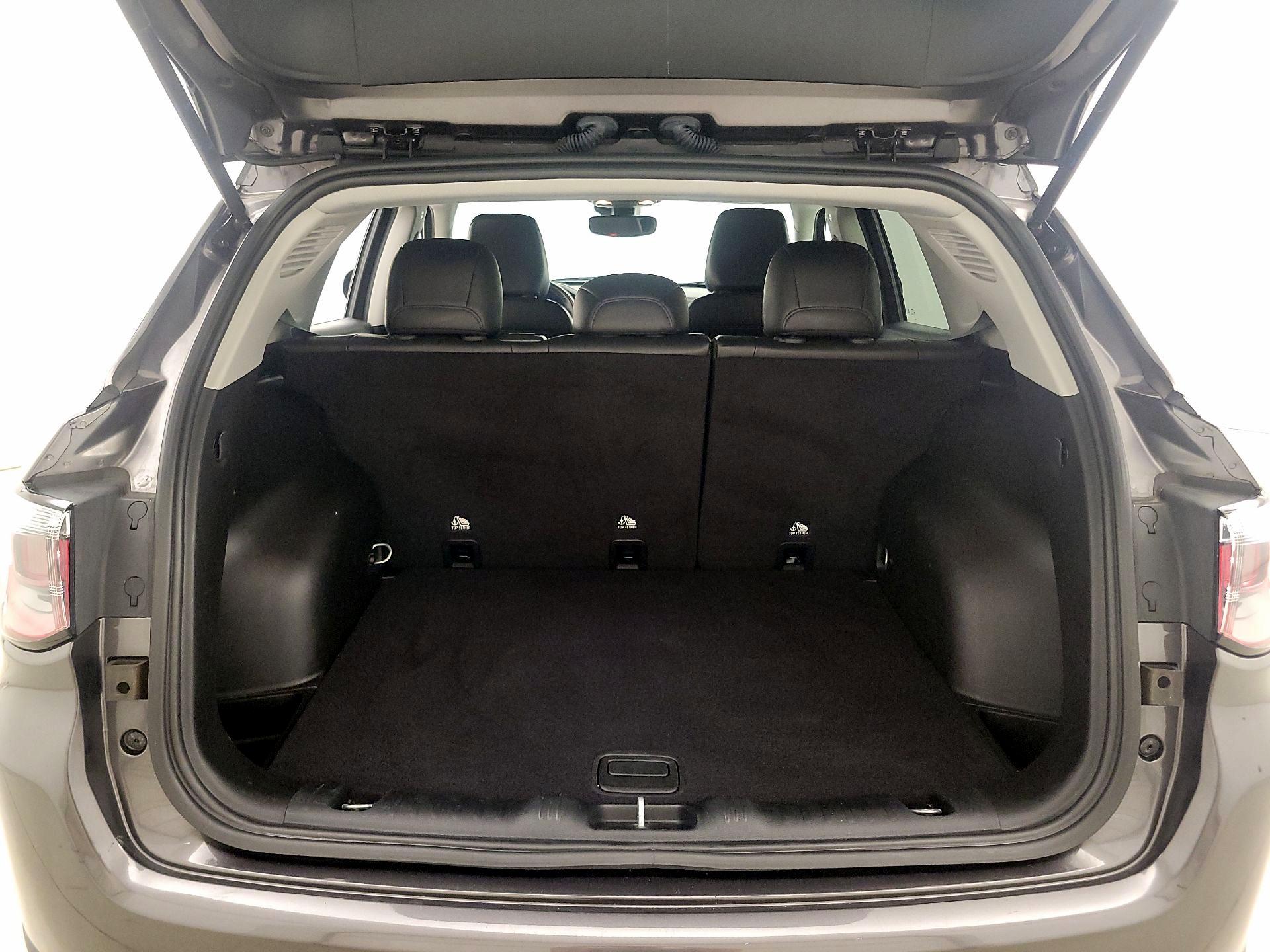 Thumbnail: 2022 Jeep Compass - 20