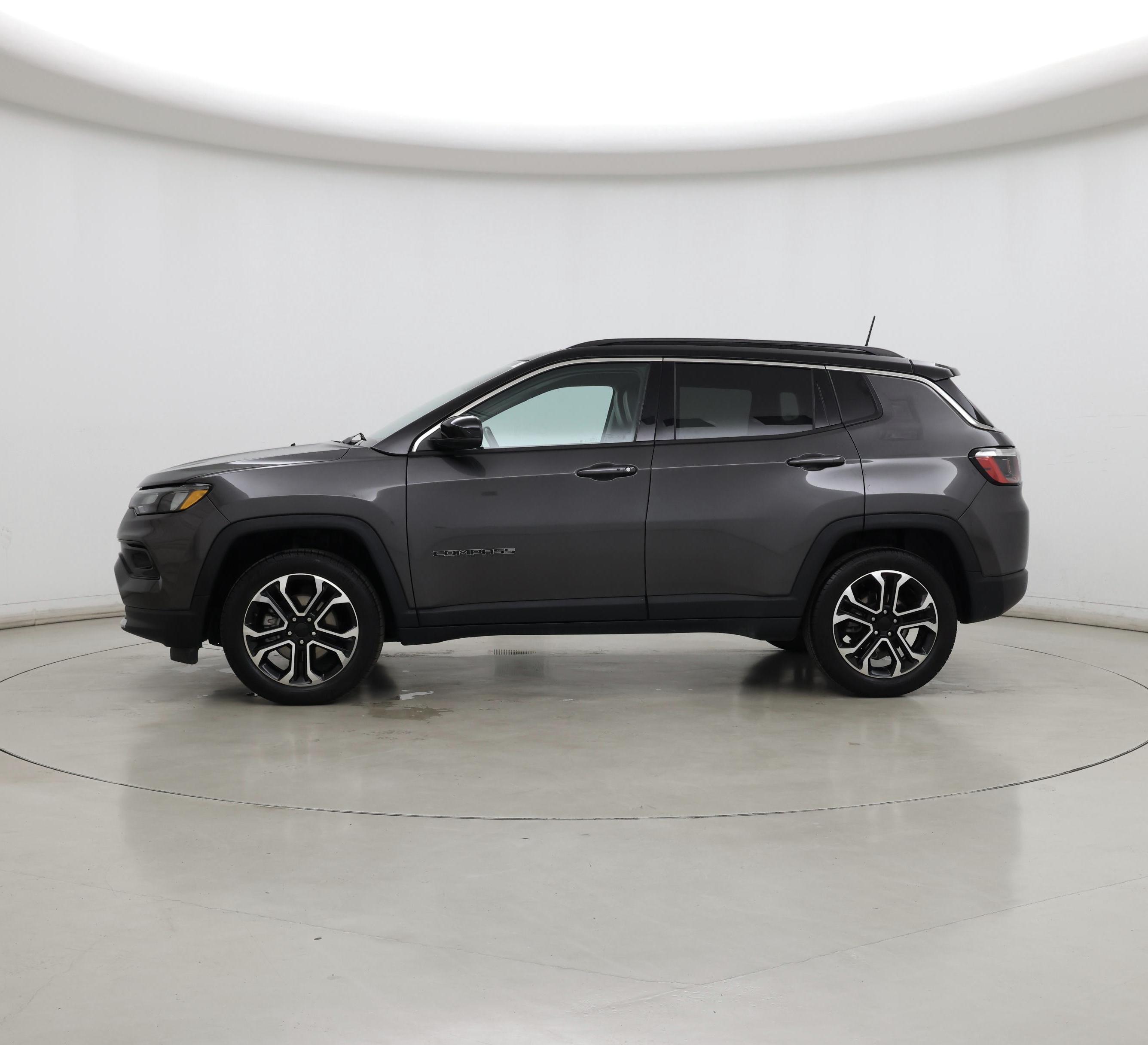 Thumbnail: 2022 Jeep Compass - 3