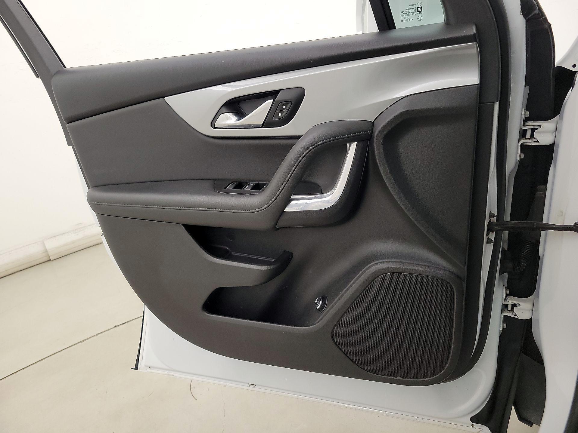 Thumbnail: 2020 Chevrolet Blazer - 12