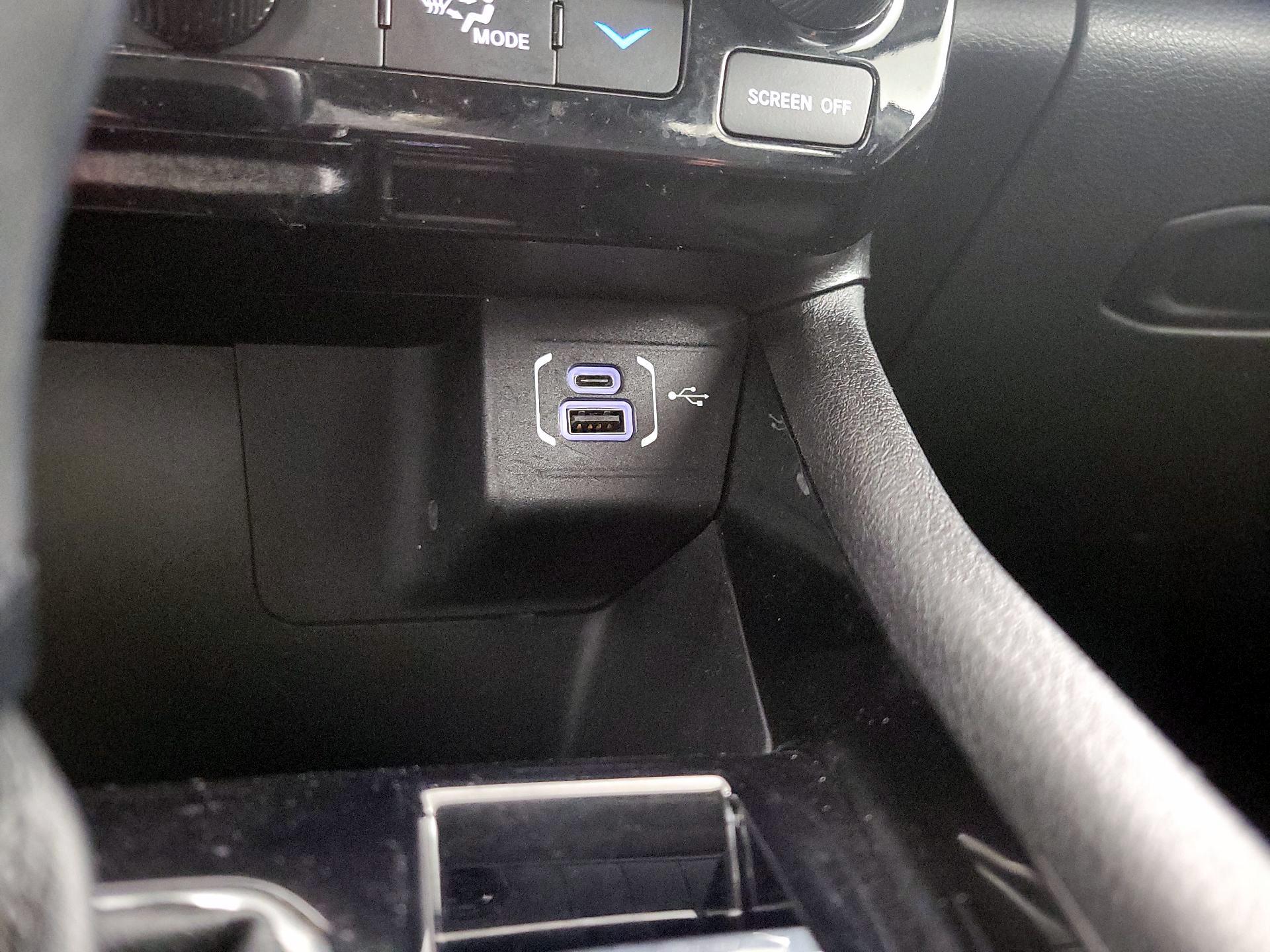 Thumbnail: 2022 Jeep Compass - 18