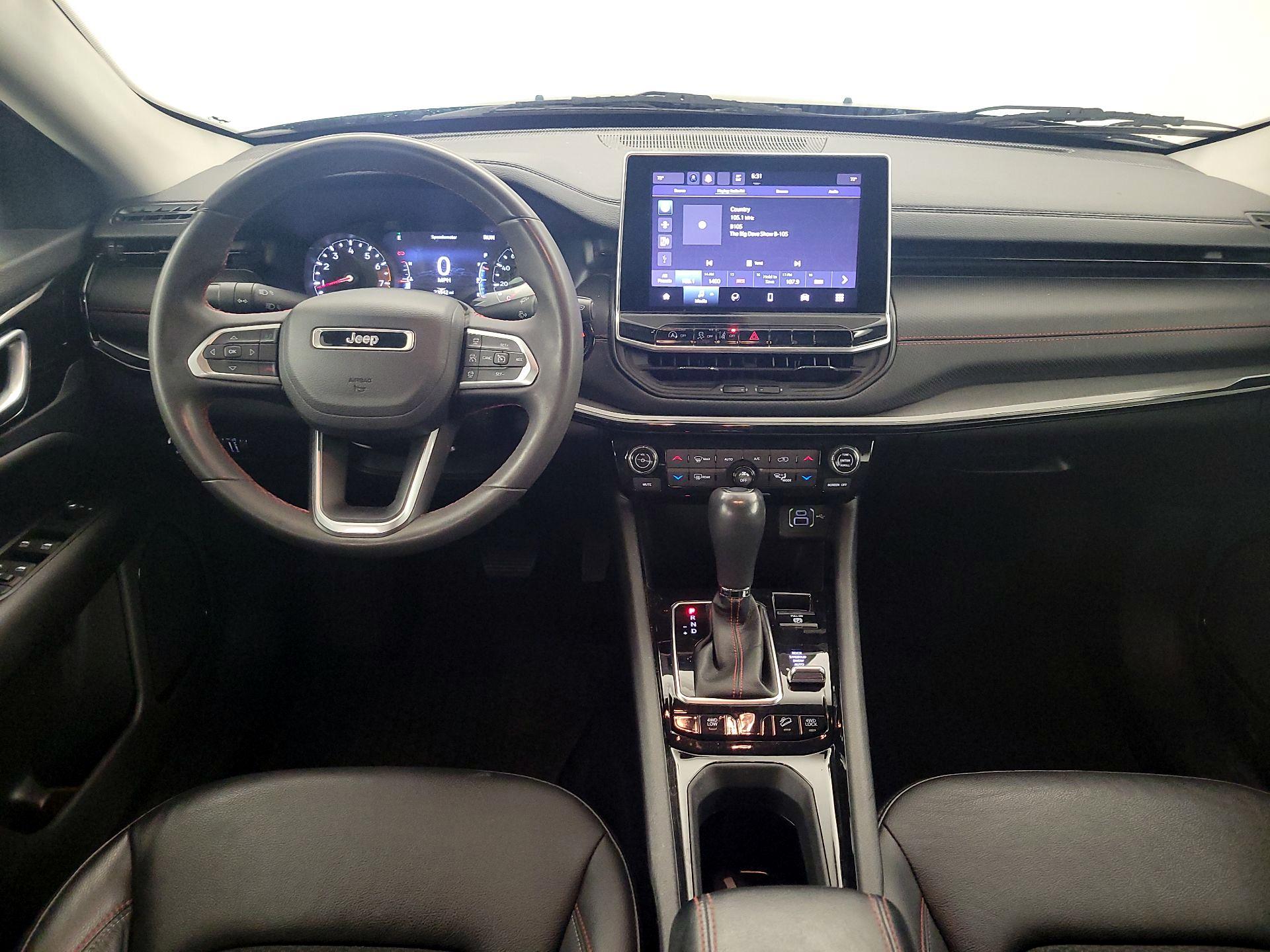 Thumbnail: 2022 Jeep Compass - 9