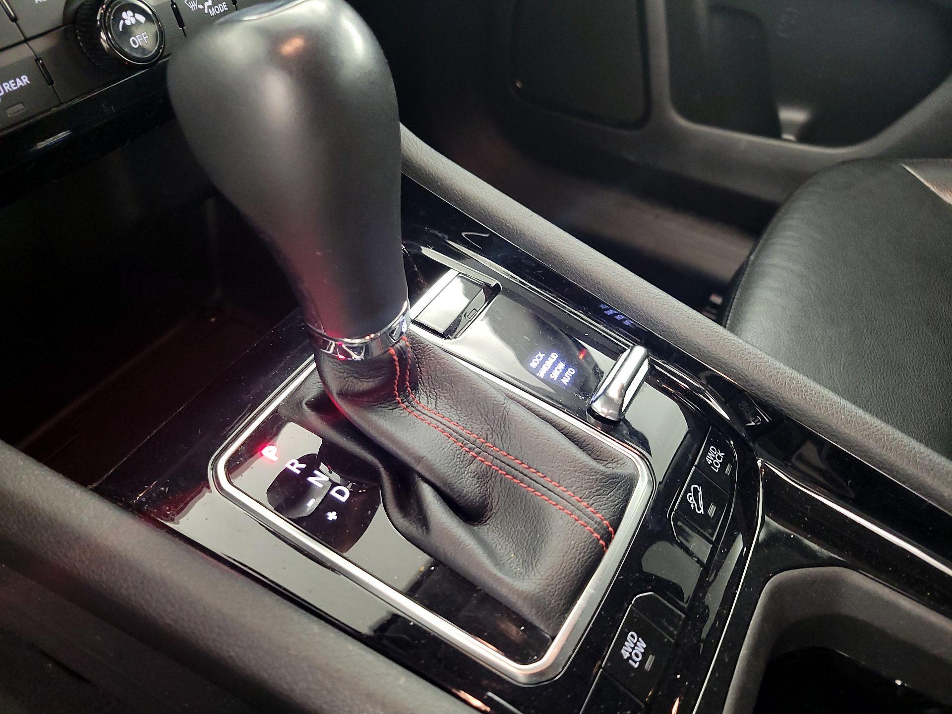 Thumbnail: 2022 Jeep Compass - 17