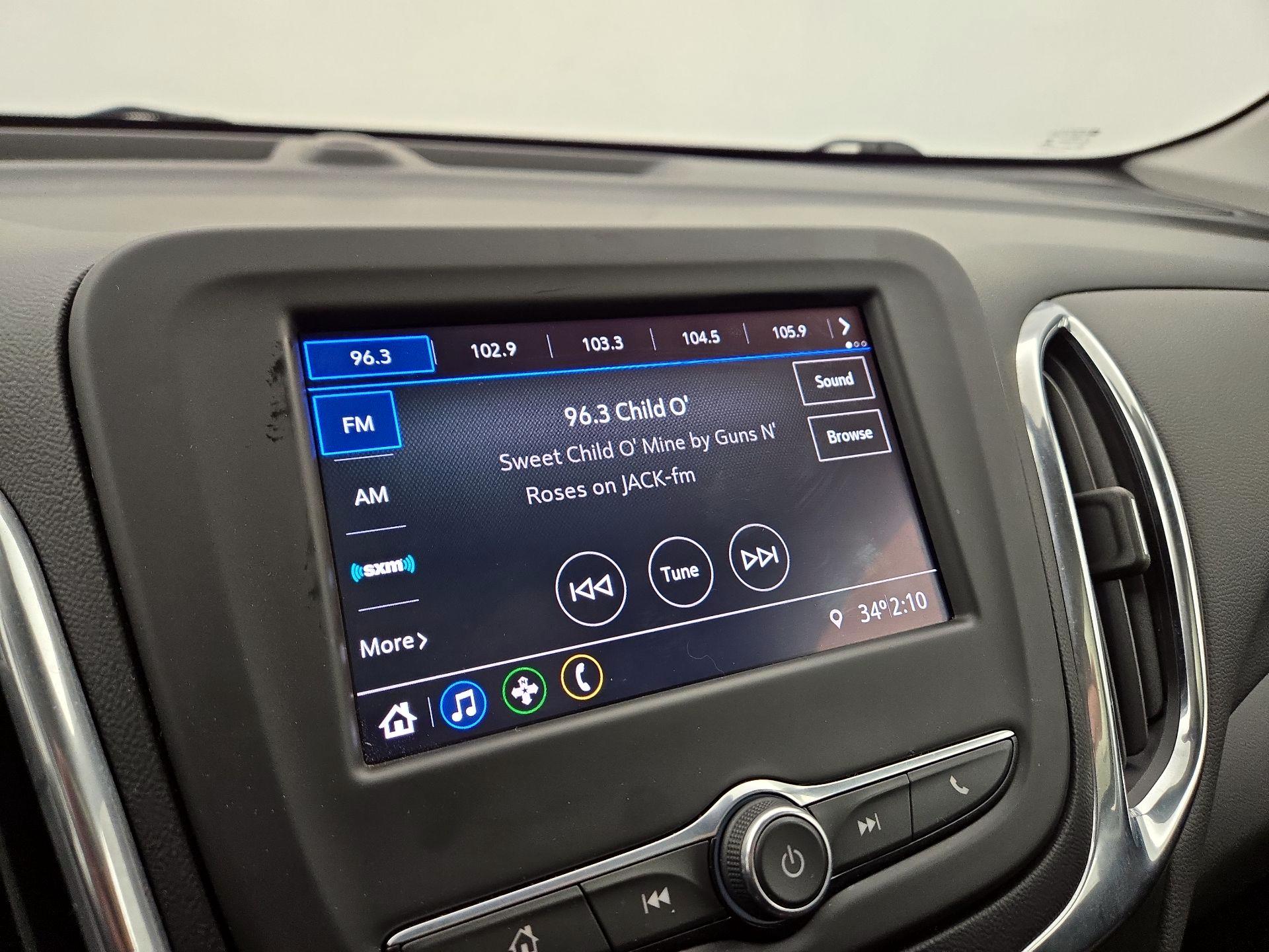 Thumbnail: 2021 Chevrolet Equinox - 15