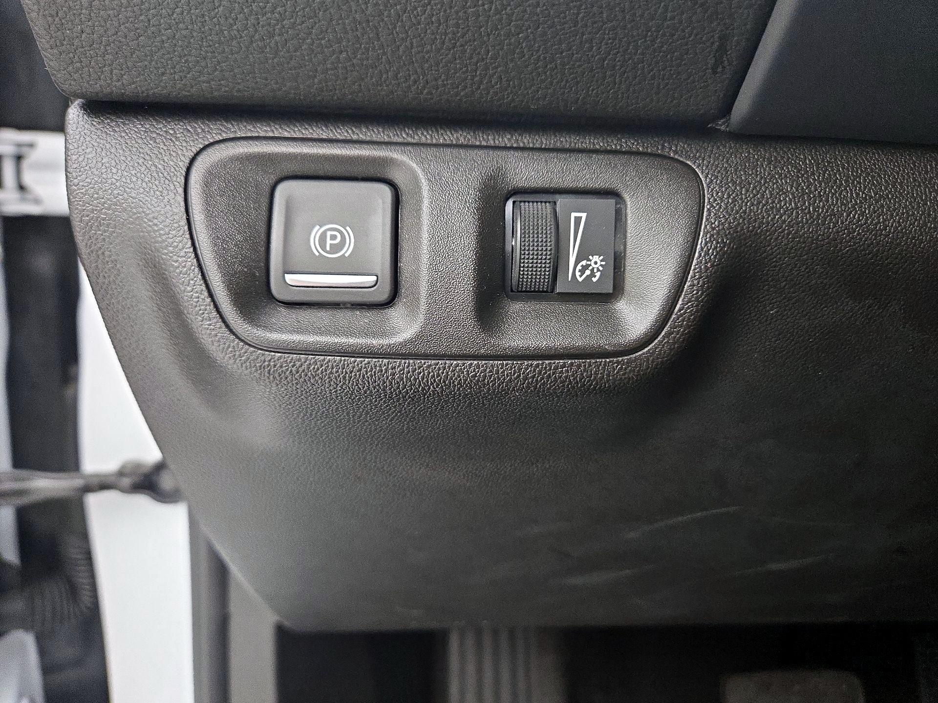 Thumbnail: 2023 GMC Acadia - 13