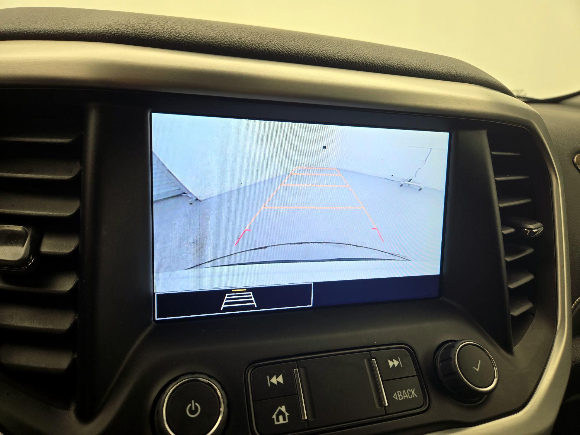 Thumbnail: 2023 GMC Acadia - 14