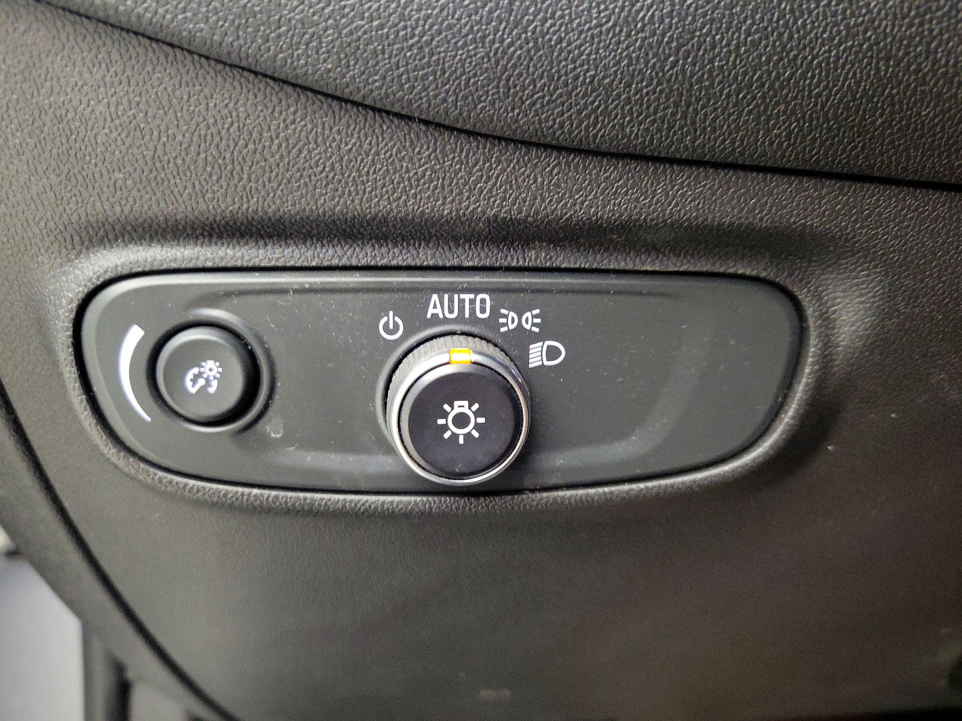 Thumbnail: 2023 Chevrolet Equinox - 13