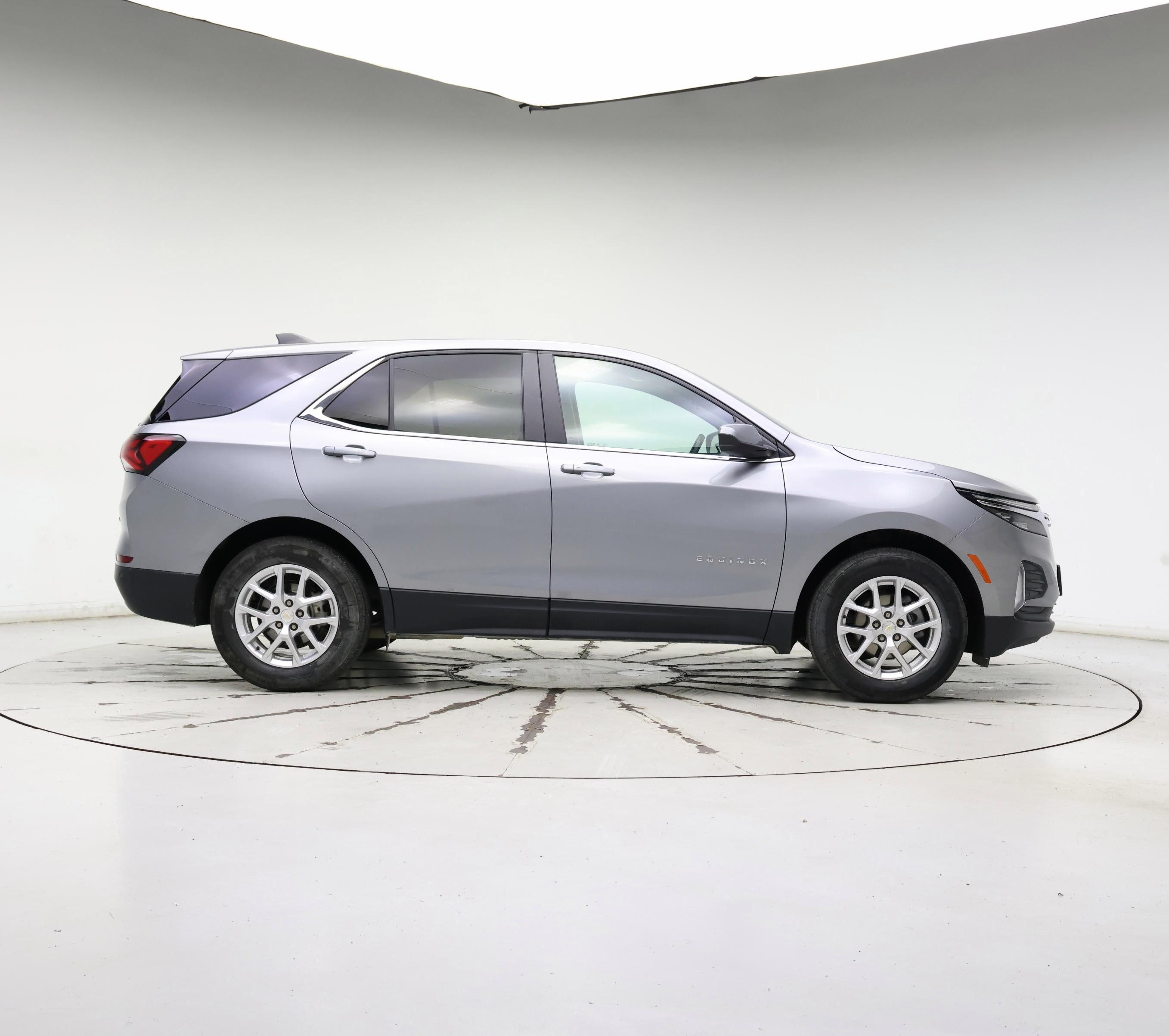 Thumbnail: 2023 Chevrolet Equinox - 7