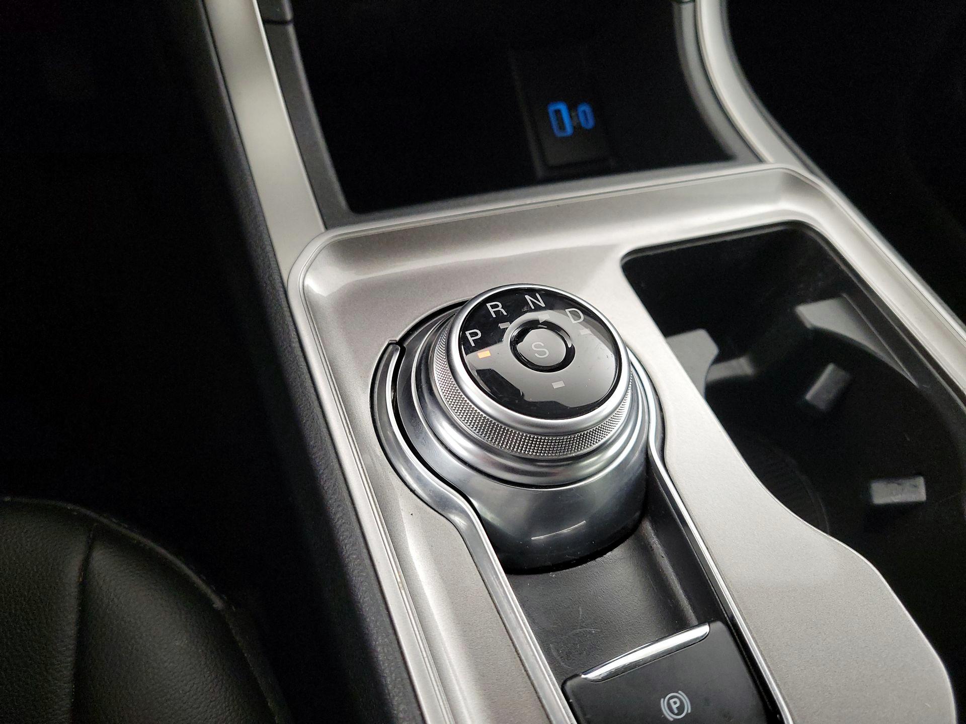 Thumbnail: 2023 Ford Edge - 17