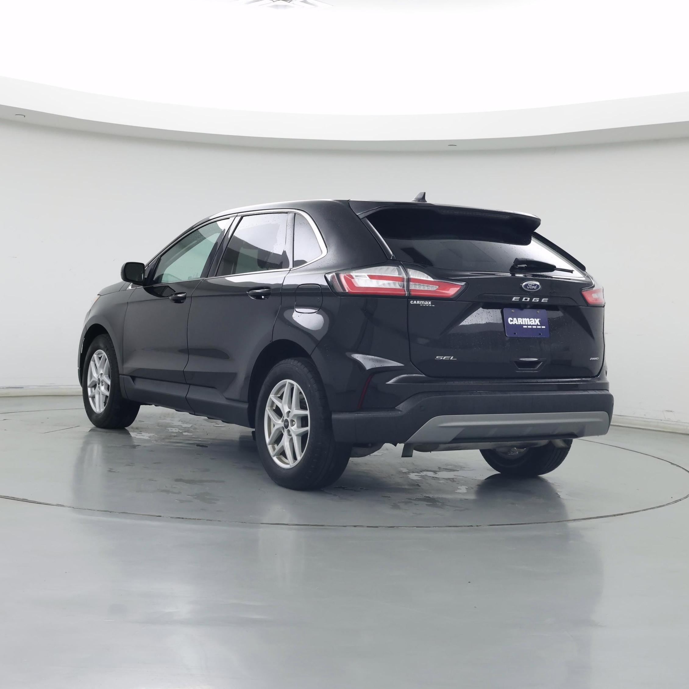 Thumbnail: 2023 Ford Edge - 2