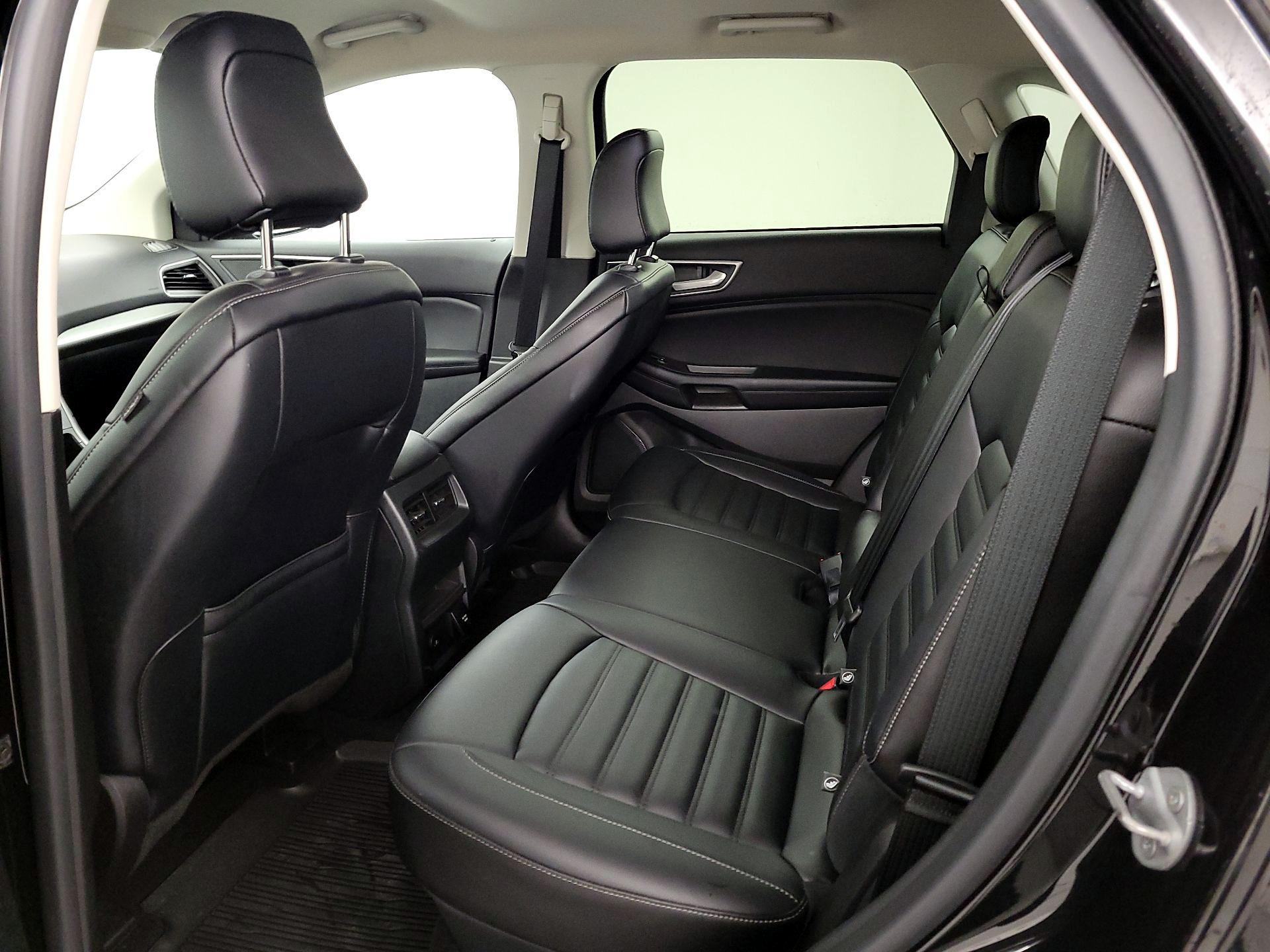 Thumbnail: 2023 Ford Edge - 19