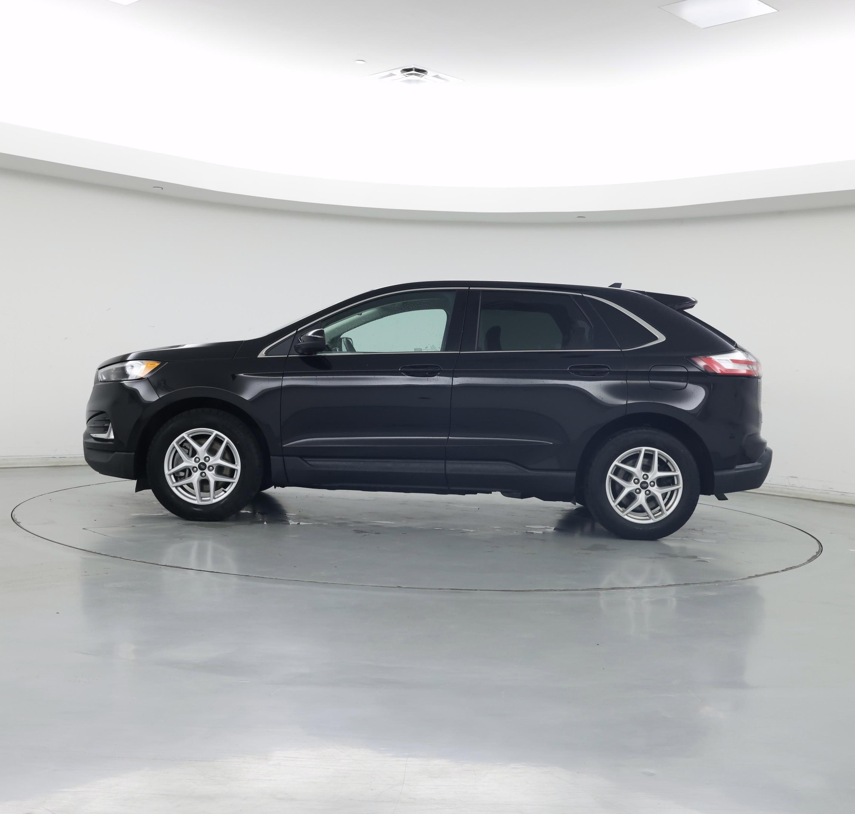 Thumbnail: 2023 Ford Edge - 3