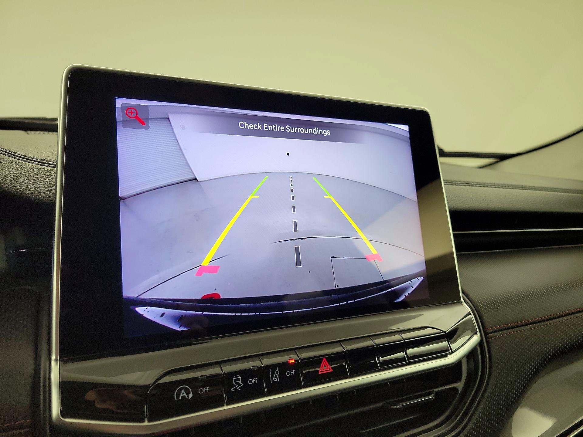 Thumbnail: 2022 Jeep Compass - 15