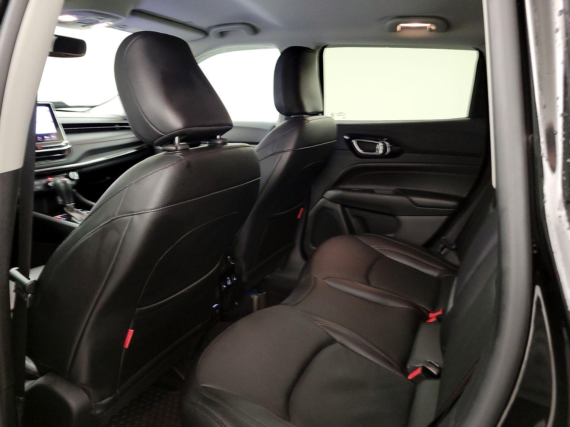 Thumbnail: 2022 Jeep Compass - 20