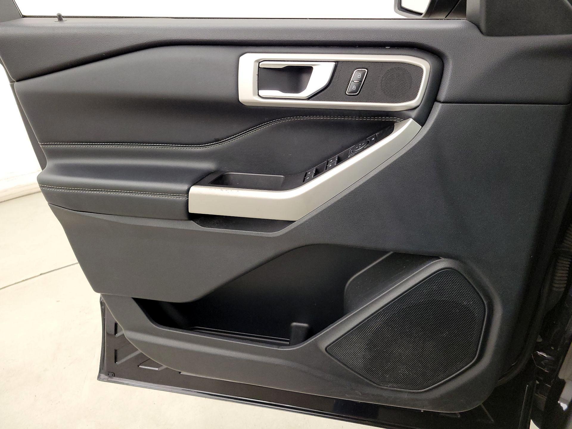 Thumbnail: 2022 Ford Explorer - 12