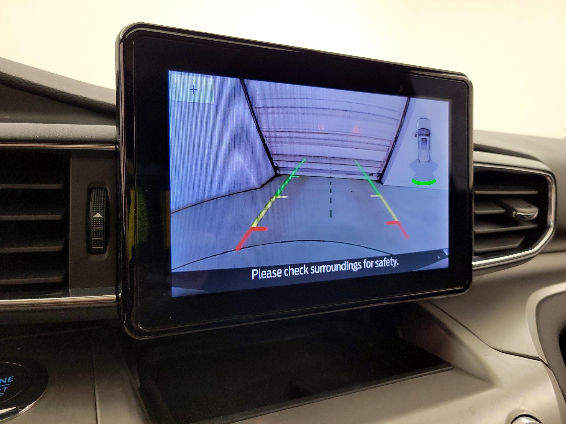 Thumbnail: 2022 Ford Explorer - 15