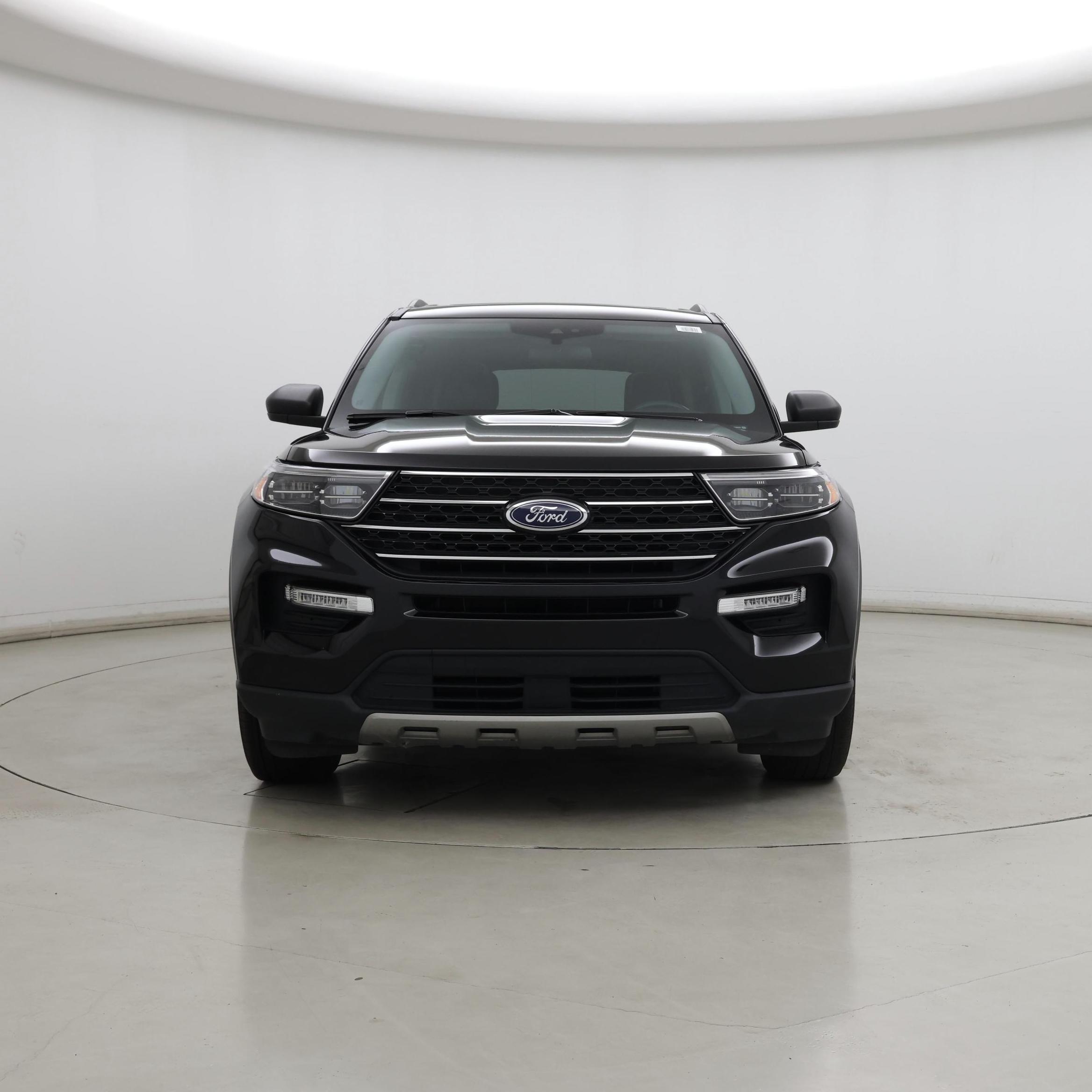 Thumbnail: 2022 Ford Explorer - 5