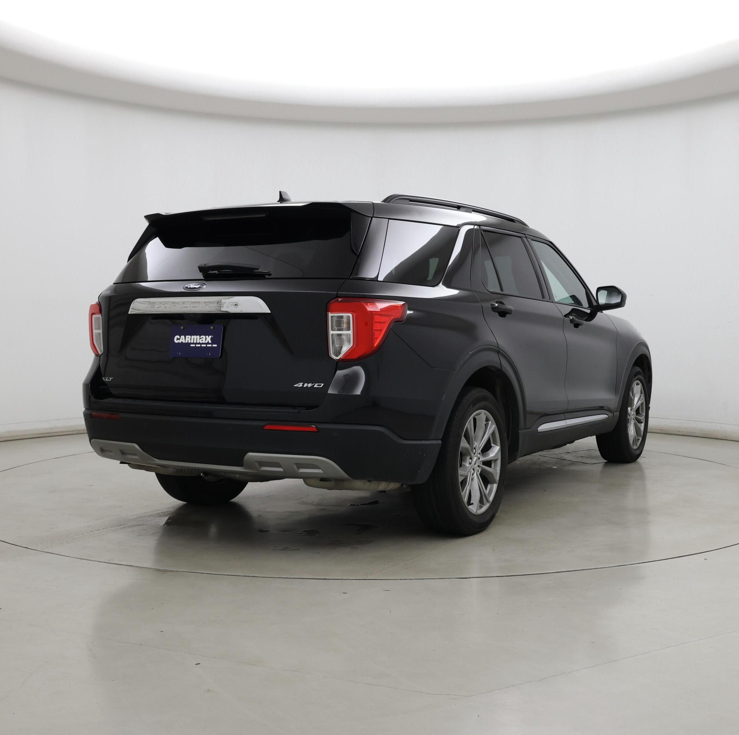 Thumbnail: 2022 Ford Explorer - 8