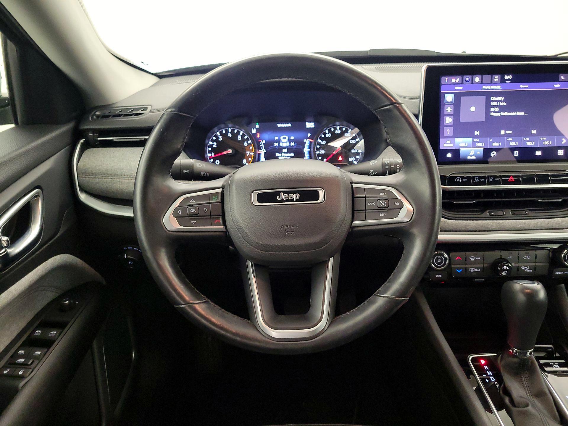 Thumbnail: 2022 Jeep Compass - 10