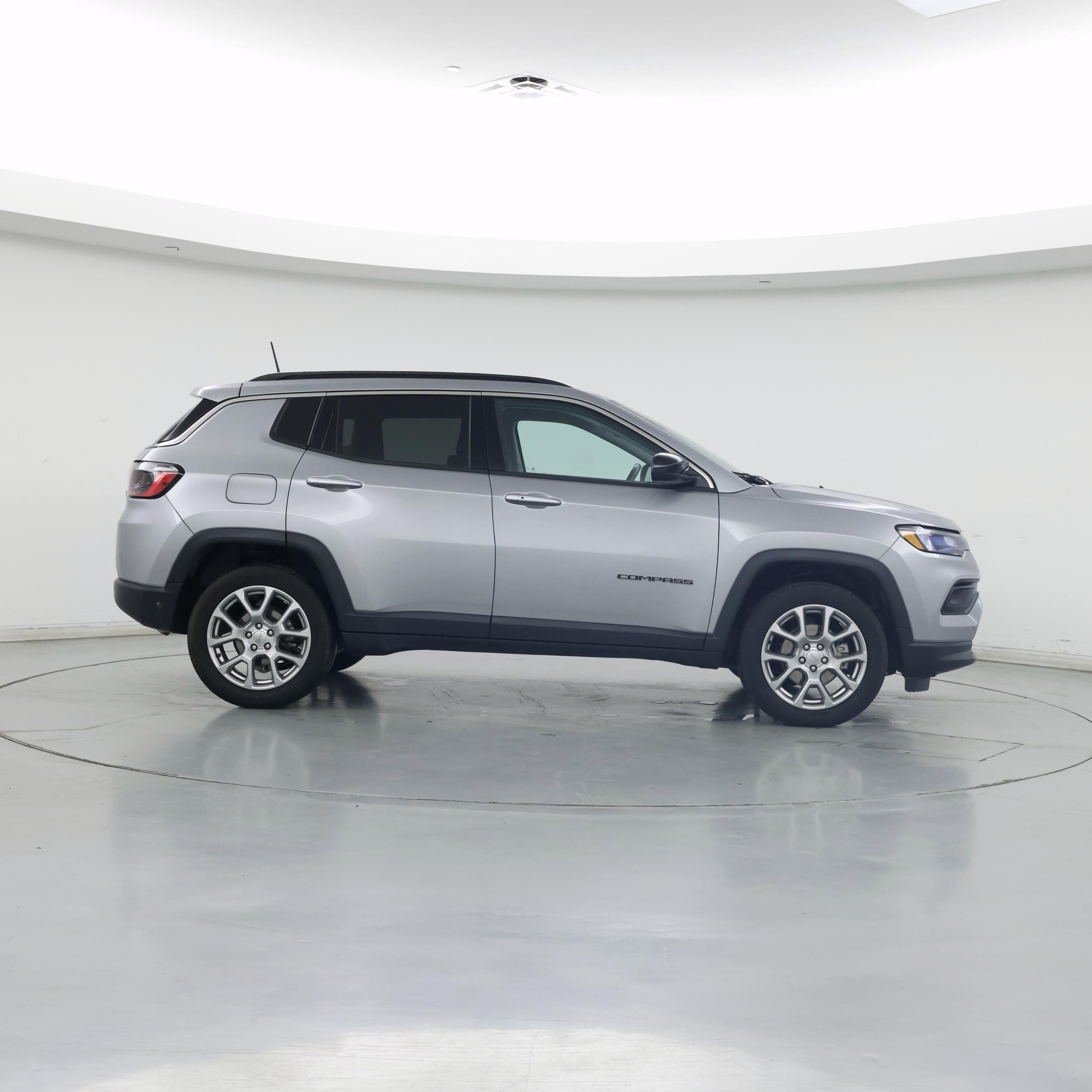 Thumbnail: 2022 Jeep Compass - 7