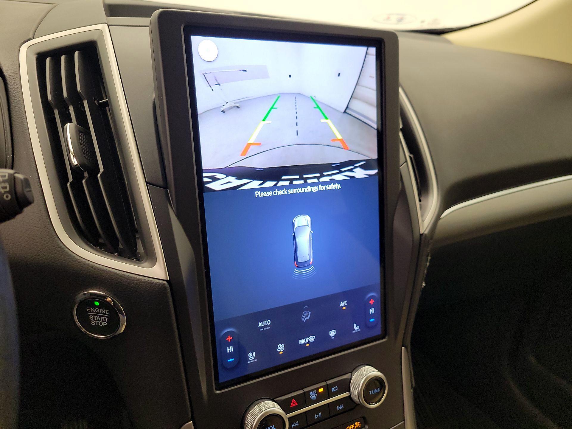 Thumbnail: 2022 Ford Edge - 15