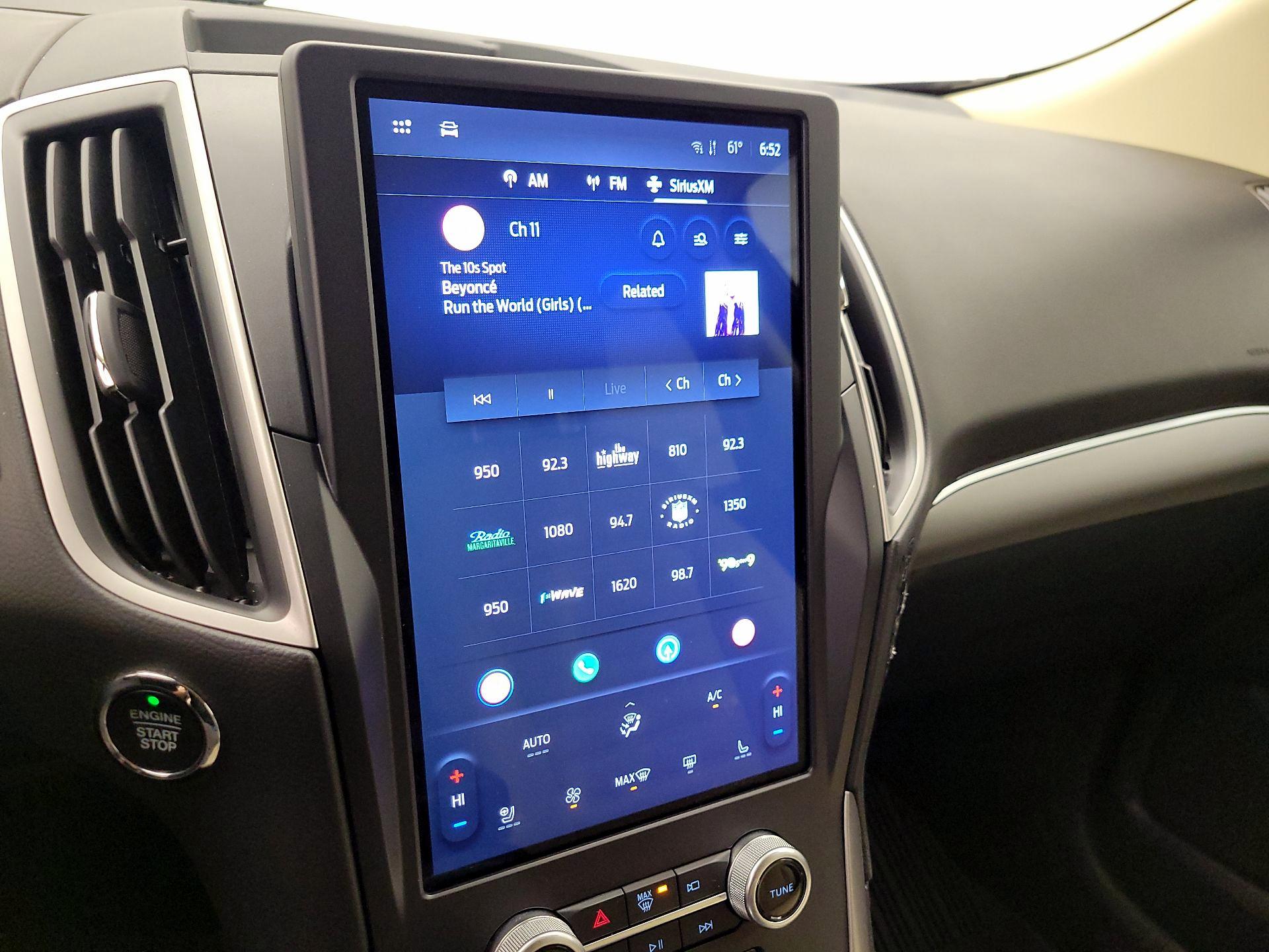 Thumbnail: 2022 Ford Edge - 16