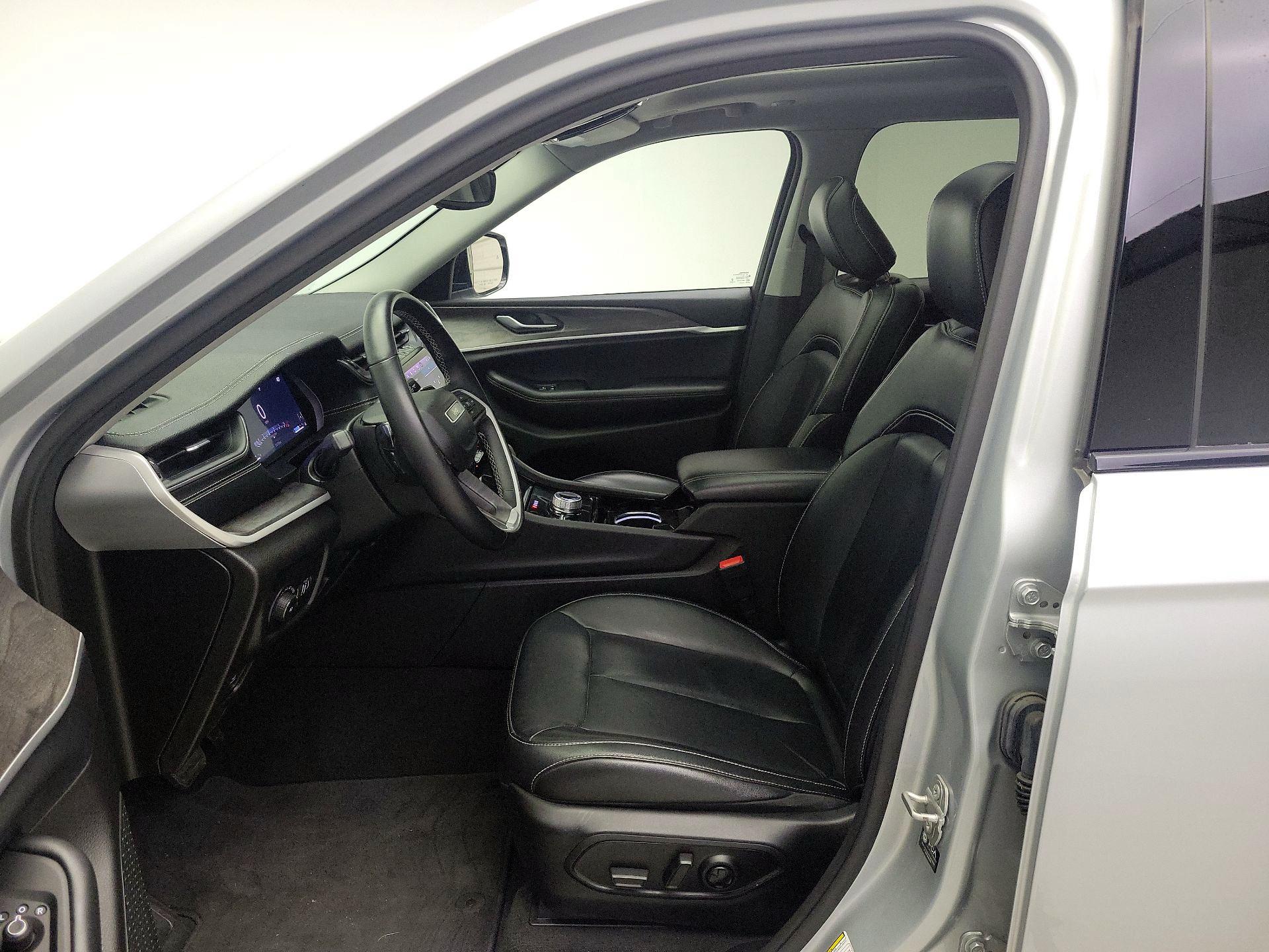 Thumbnail: 2021 Jeep Grand Cherokee L - 11