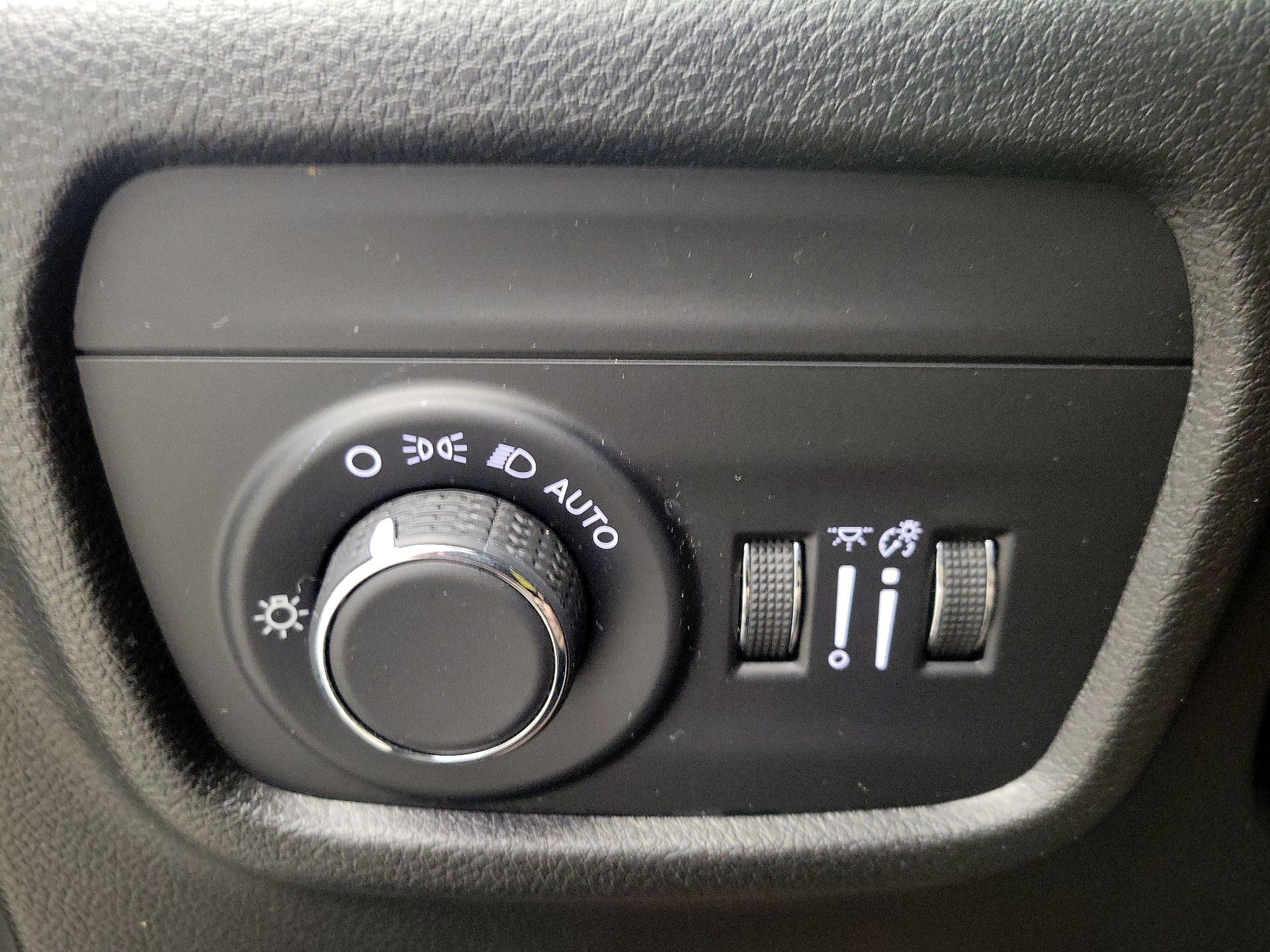 Thumbnail: 2023 Jeep Grand Cherokee - 13