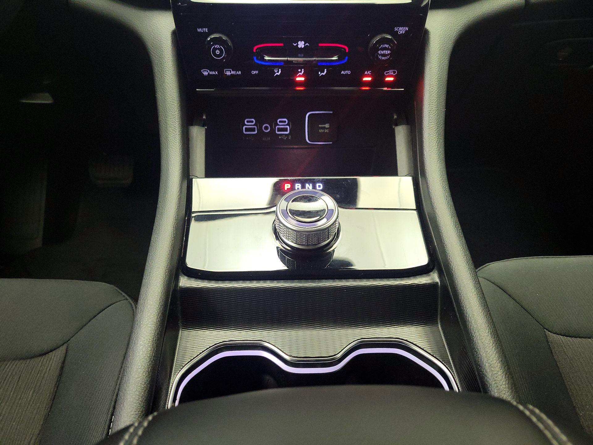 Thumbnail: 2023 Jeep Grand Cherokee - 17