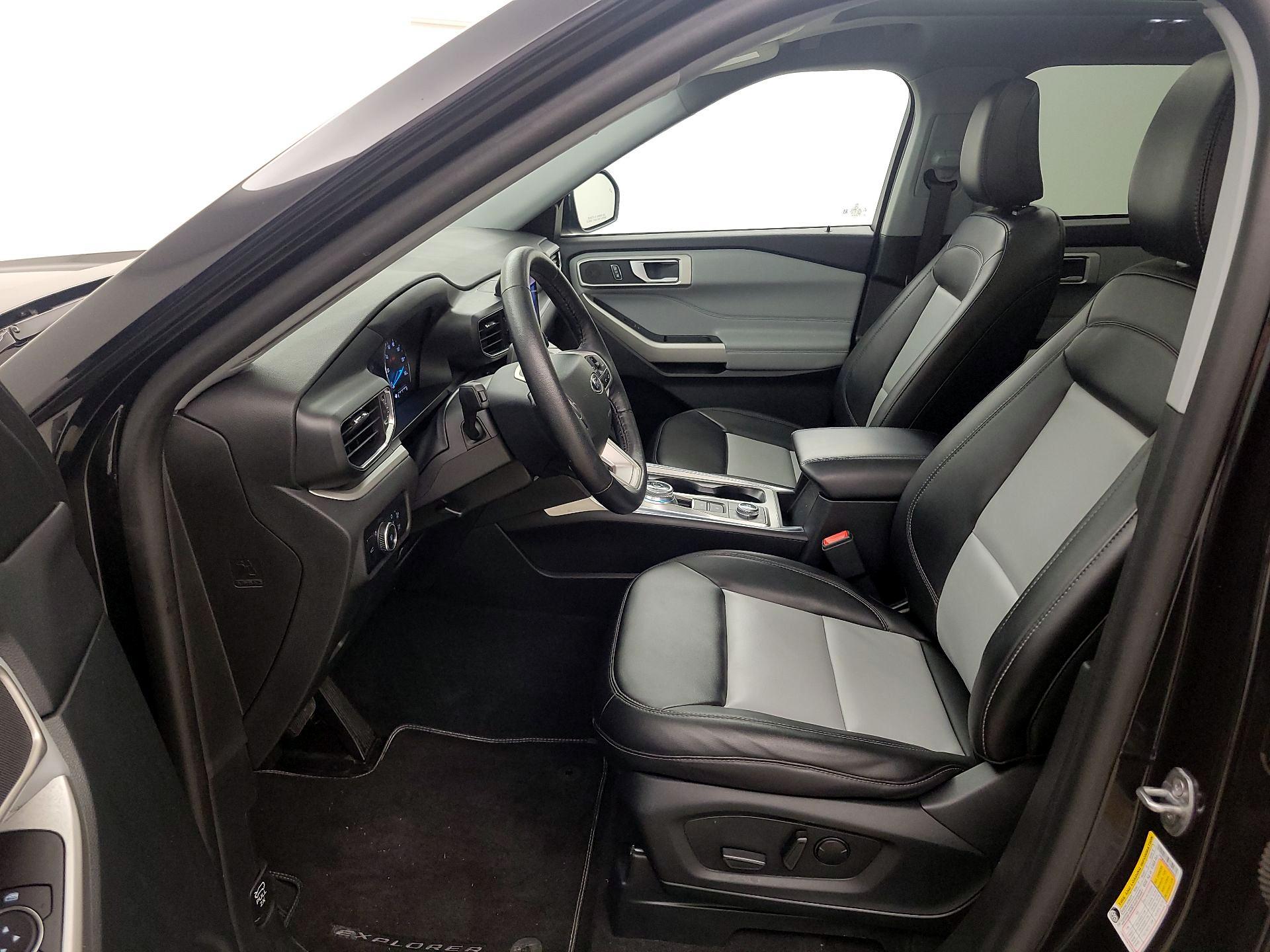 Thumbnail: 2023 Ford Explorer - 11