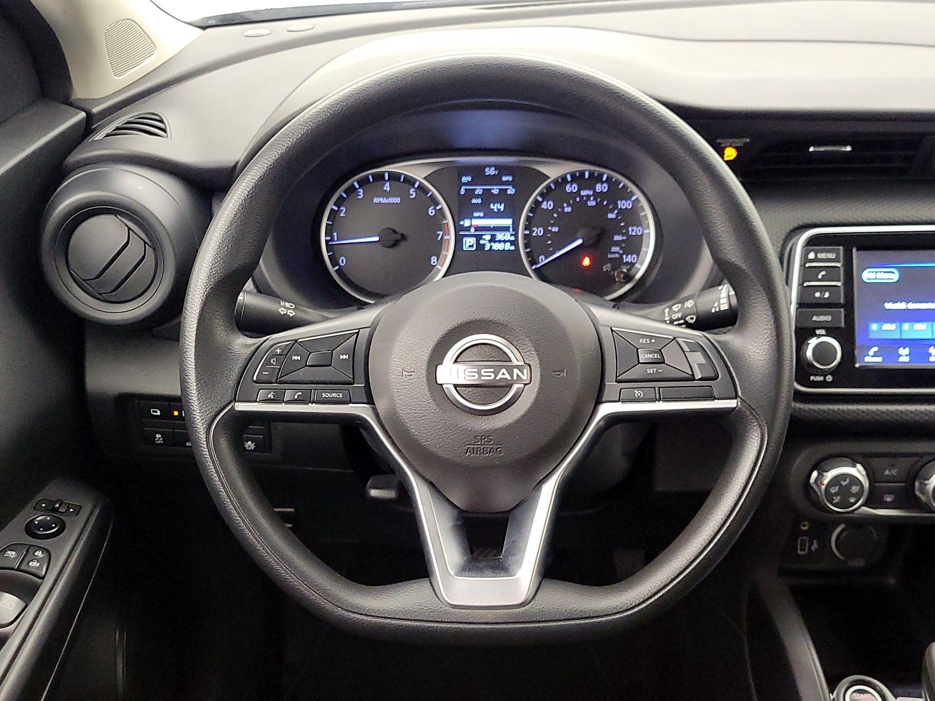 Thumbnail: 2022 Nissan Kicks - 10