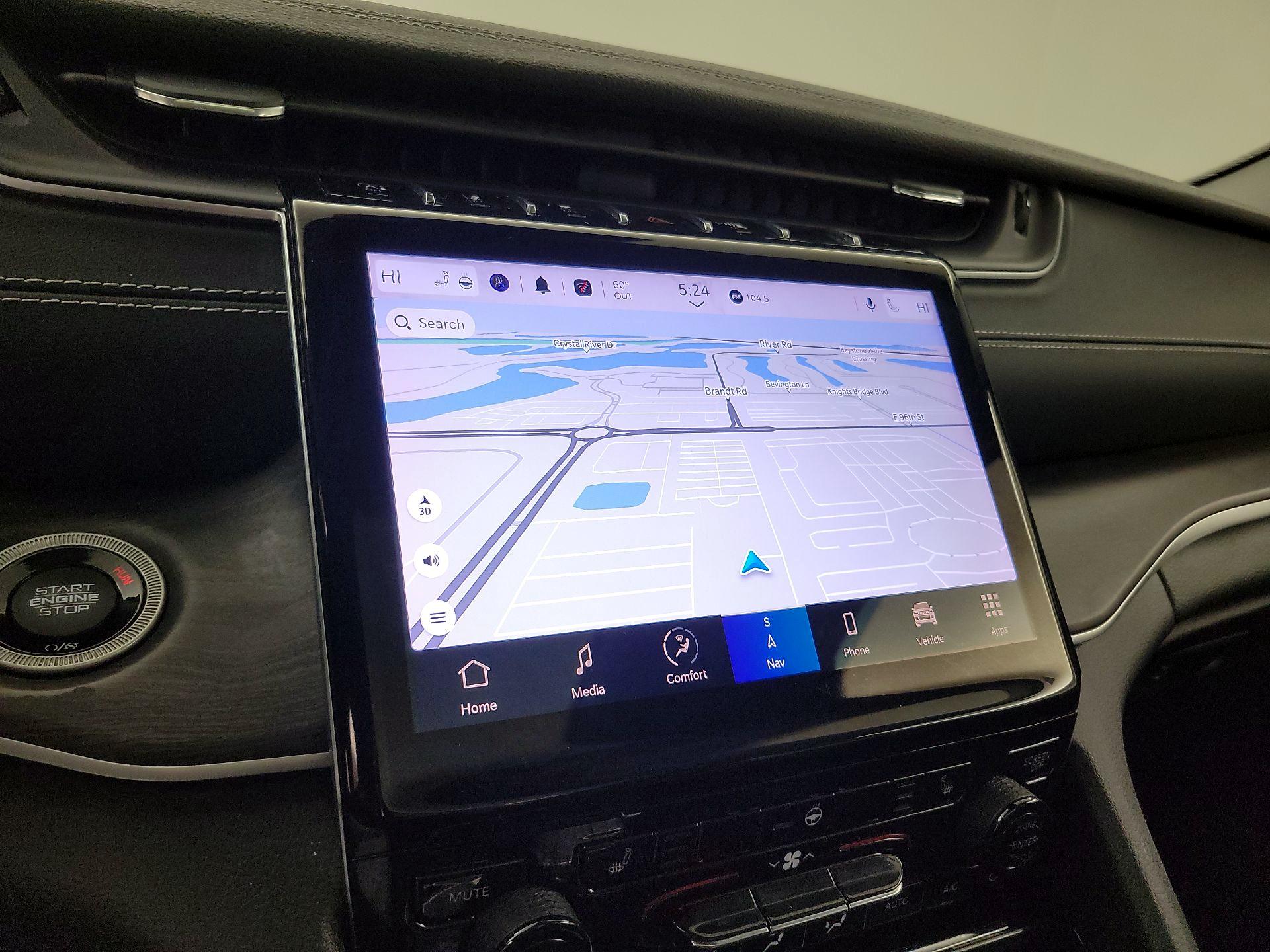 Thumbnail: 2023 Jeep Grand Cherokee - 14