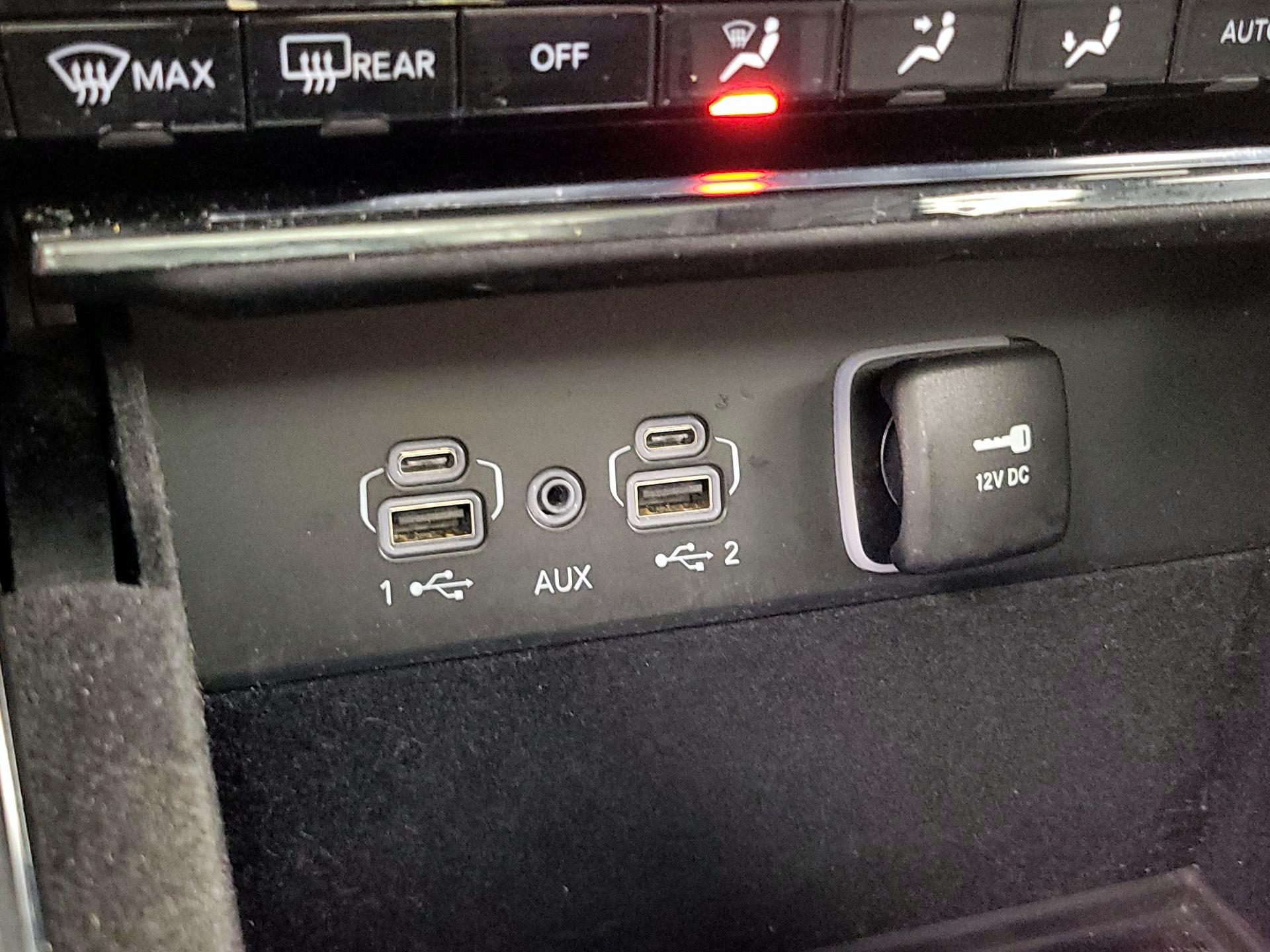 Thumbnail: 2023 Jeep Grand Cherokee - 19