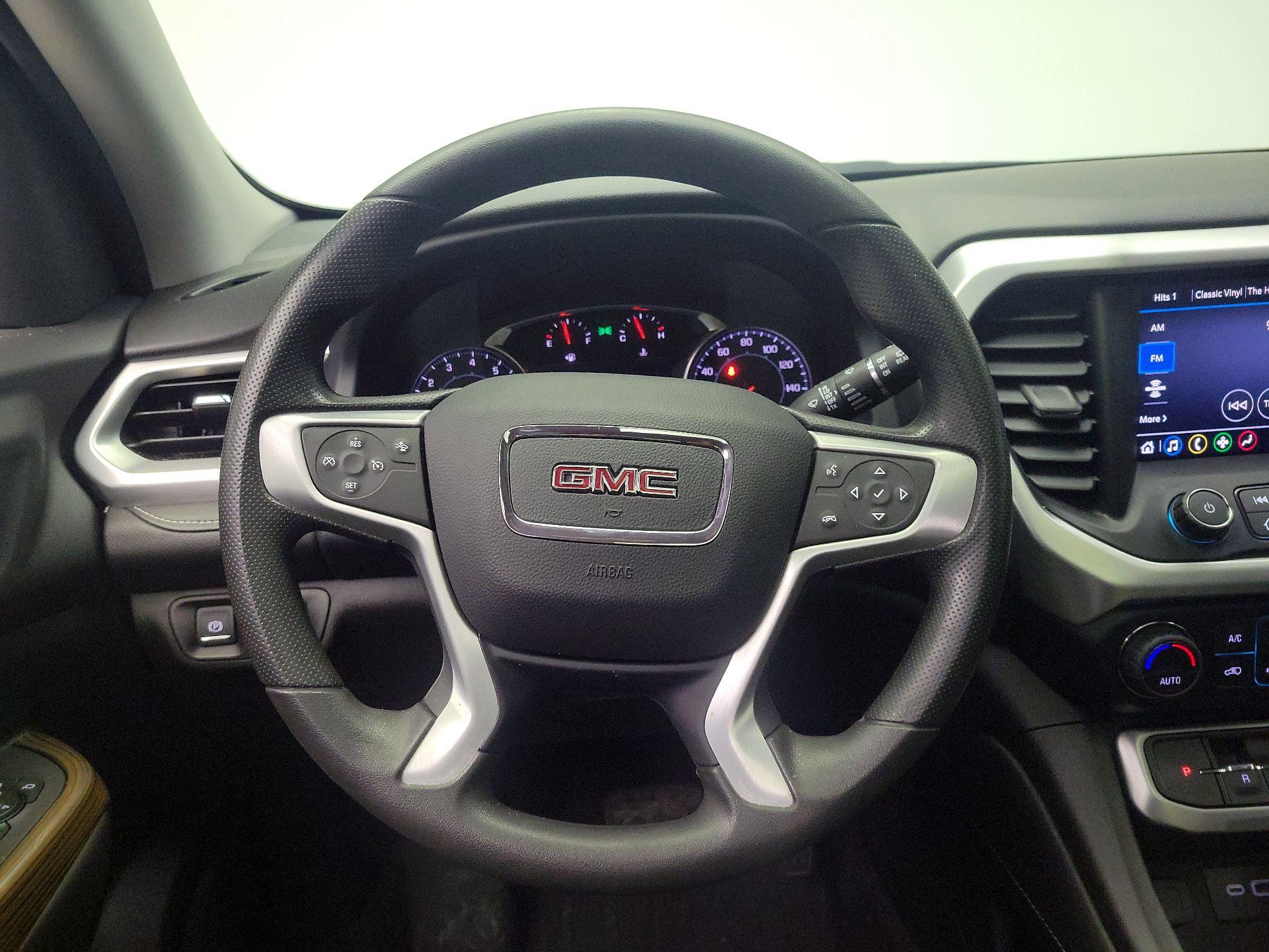 Thumbnail: 2023 GMC Acadia - 10