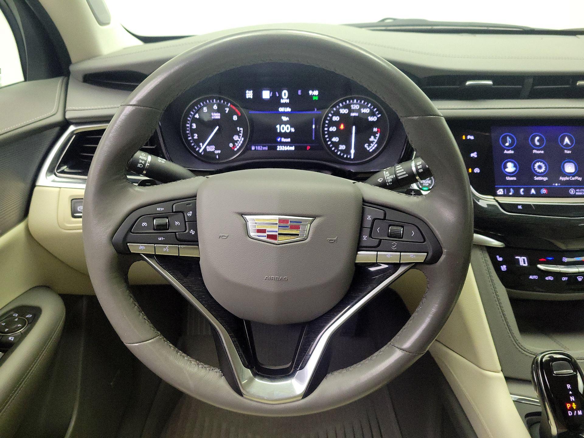 Thumbnail: 2023 Cadillac XT6 - 10