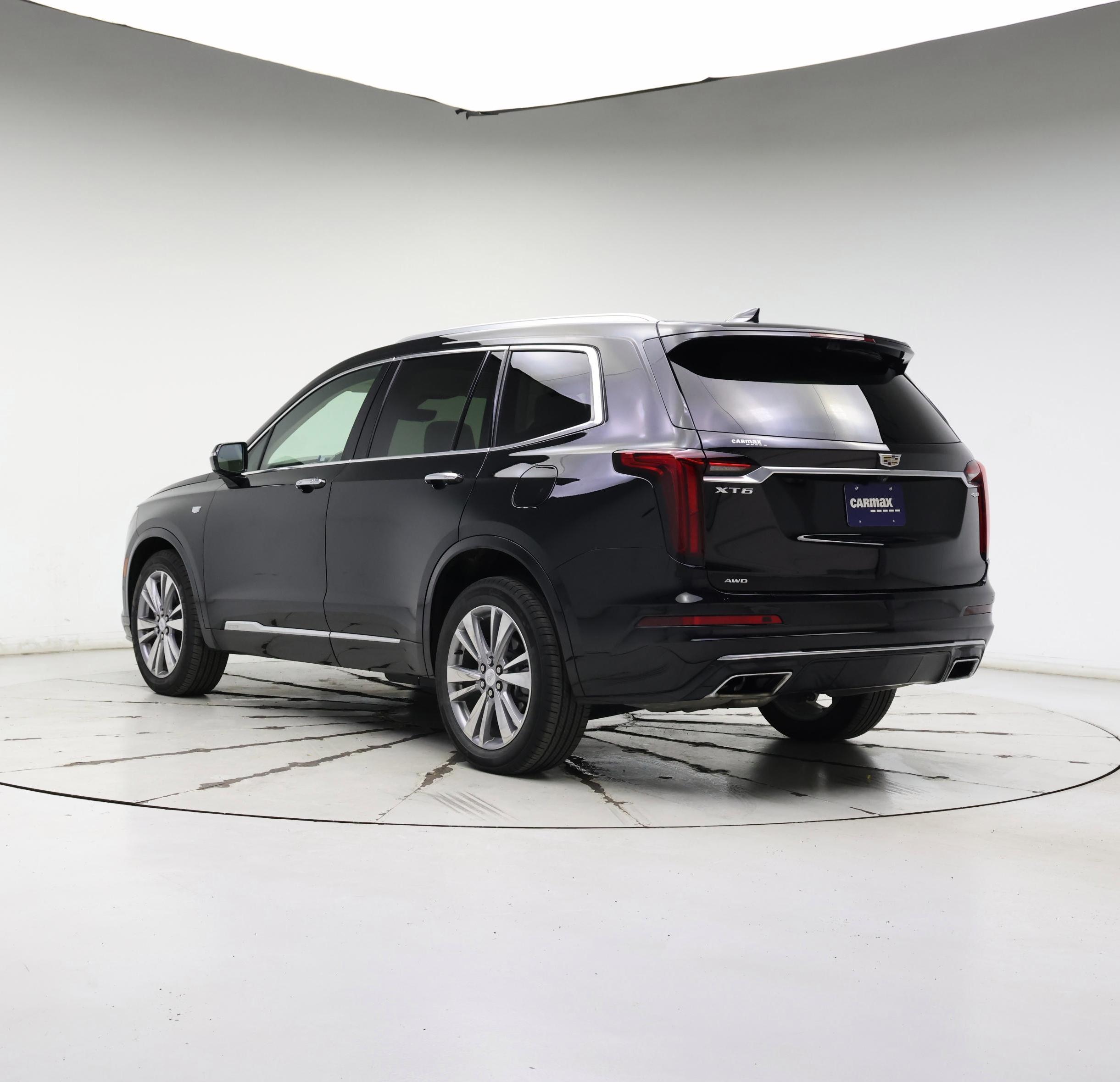 Thumbnail: 2023 Cadillac XT6 - 2
