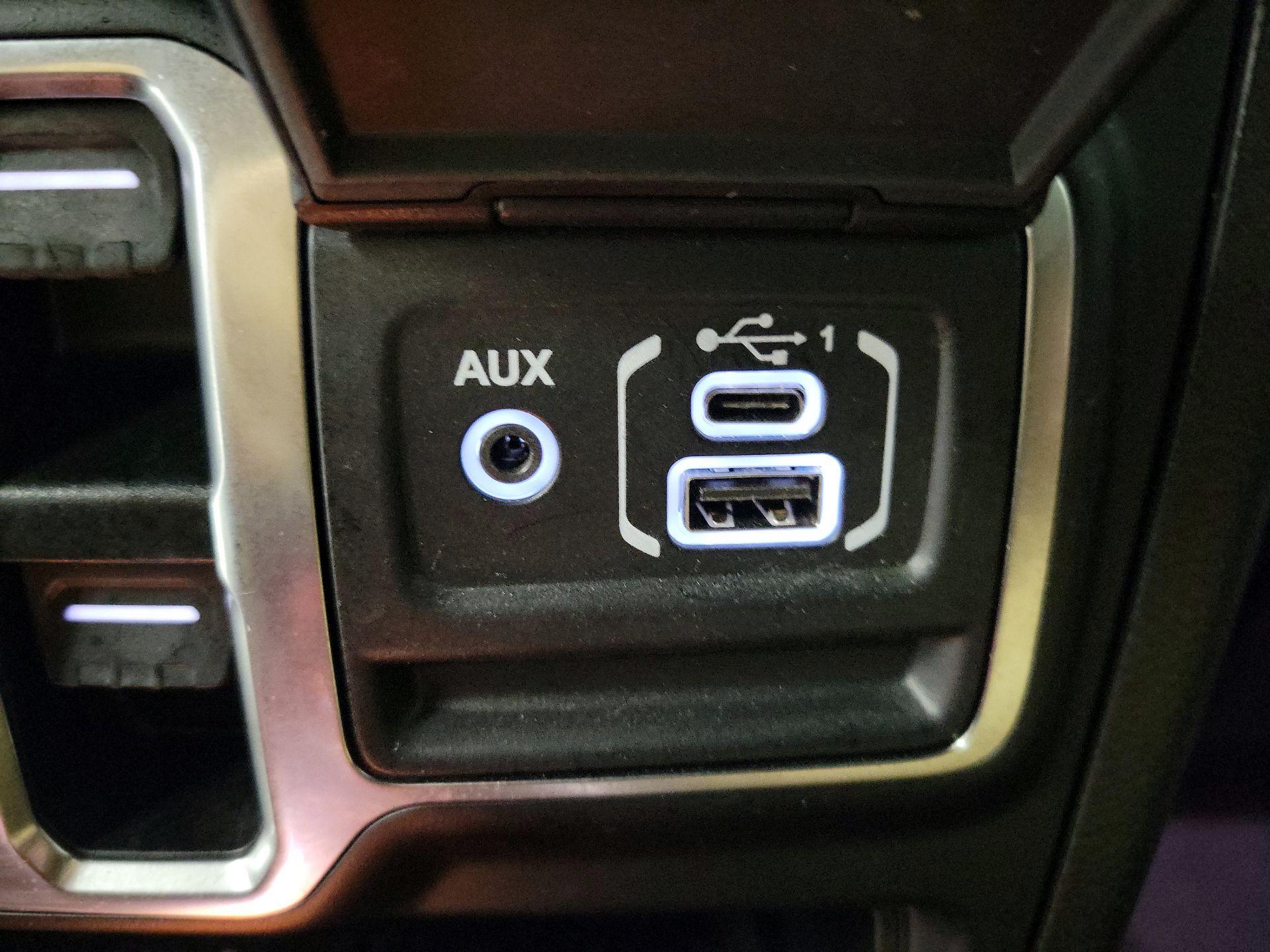 Thumbnail: 2023 Jeep Wrangler - 19