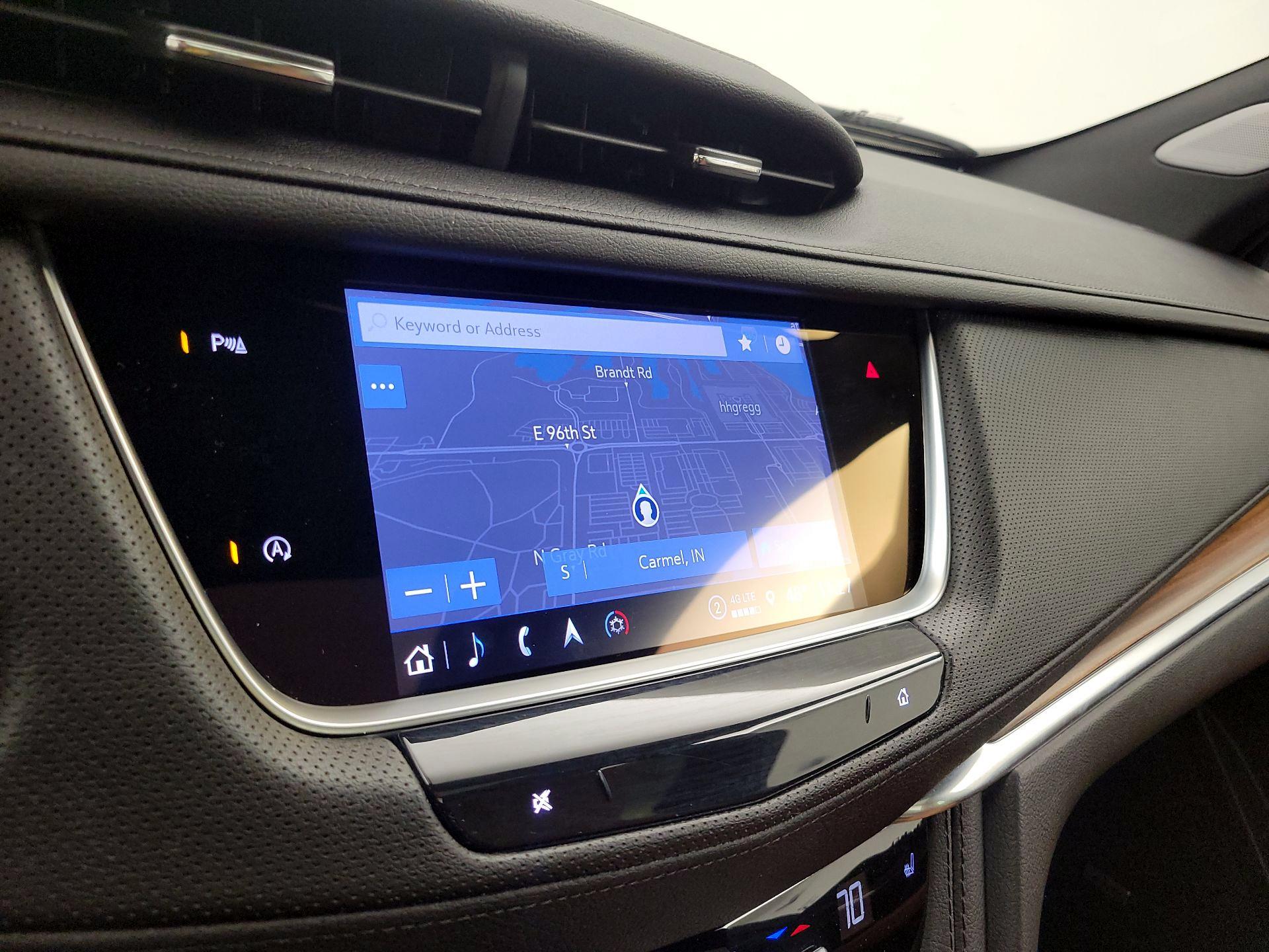 Thumbnail: 2023 Cadillac XT5 - 14