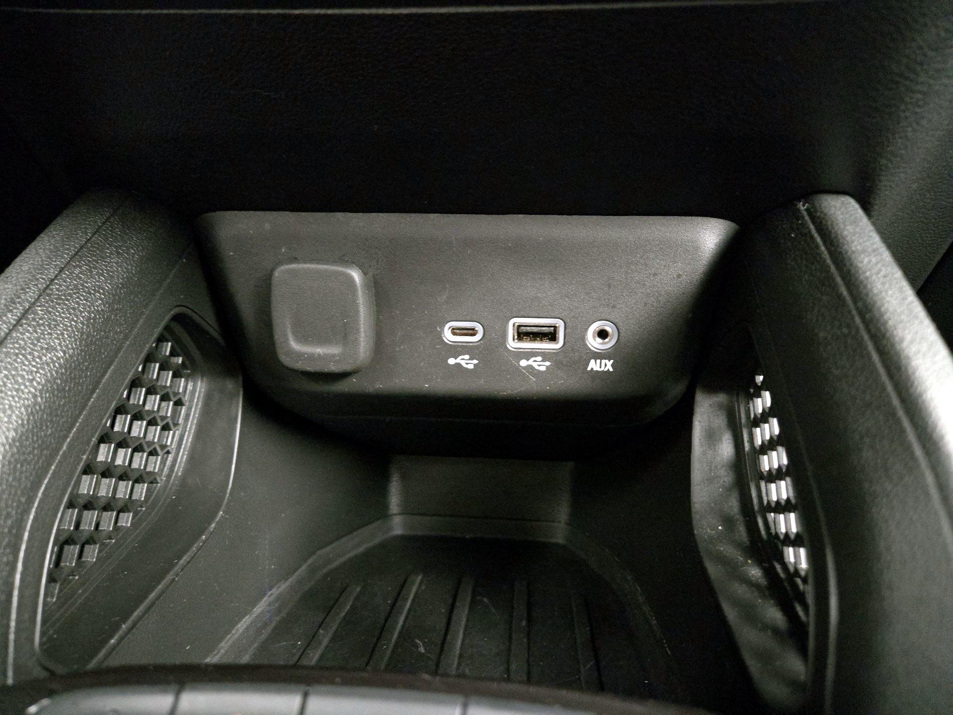 Thumbnail: 2023 Chevrolet TrailBlazer - 18