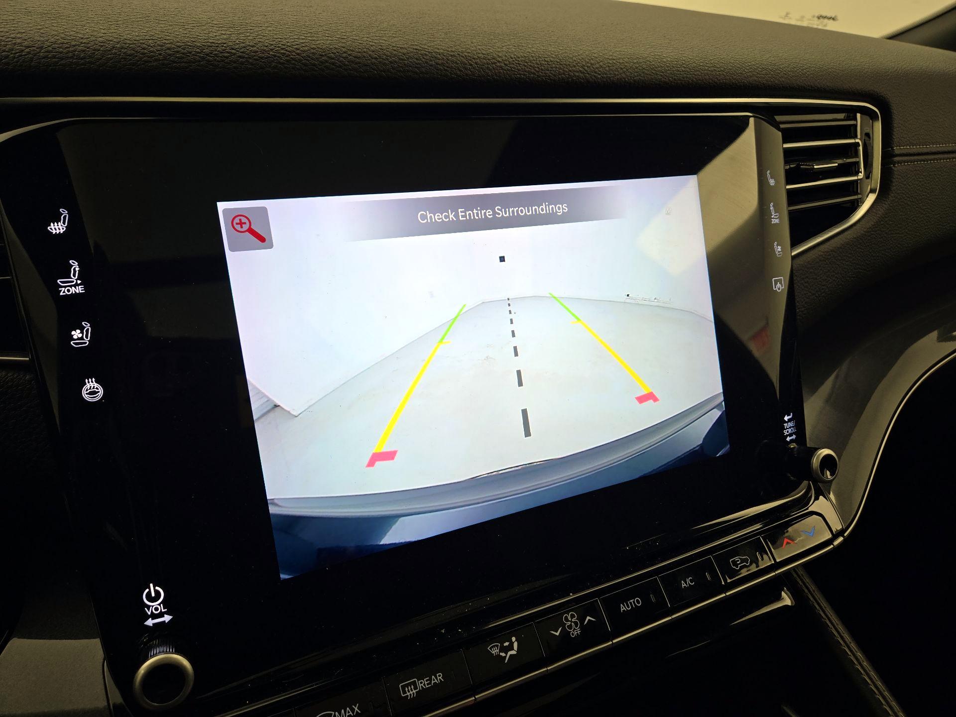 Thumbnail: 2022 Jeep Wagoneer - 15