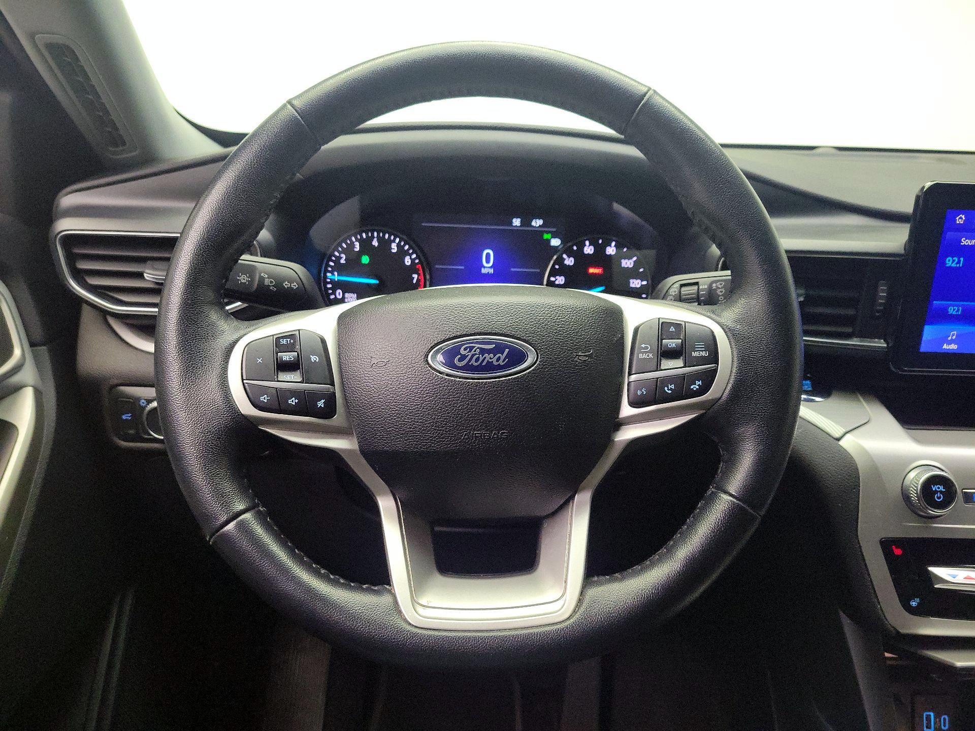 Thumbnail: 2022 Ford Explorer - 10