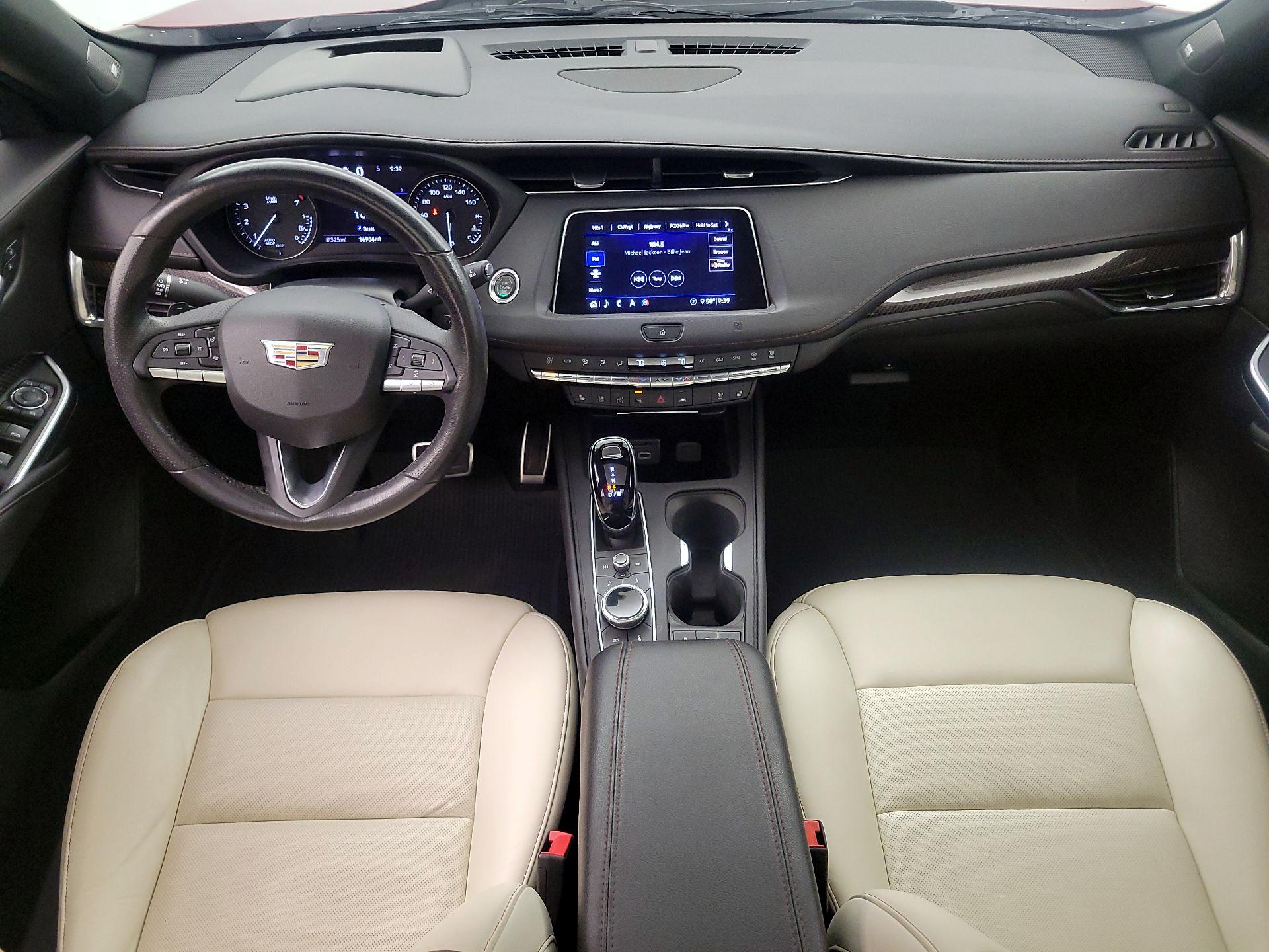 Thumbnail: 2020 Cadillac XT4 - 9