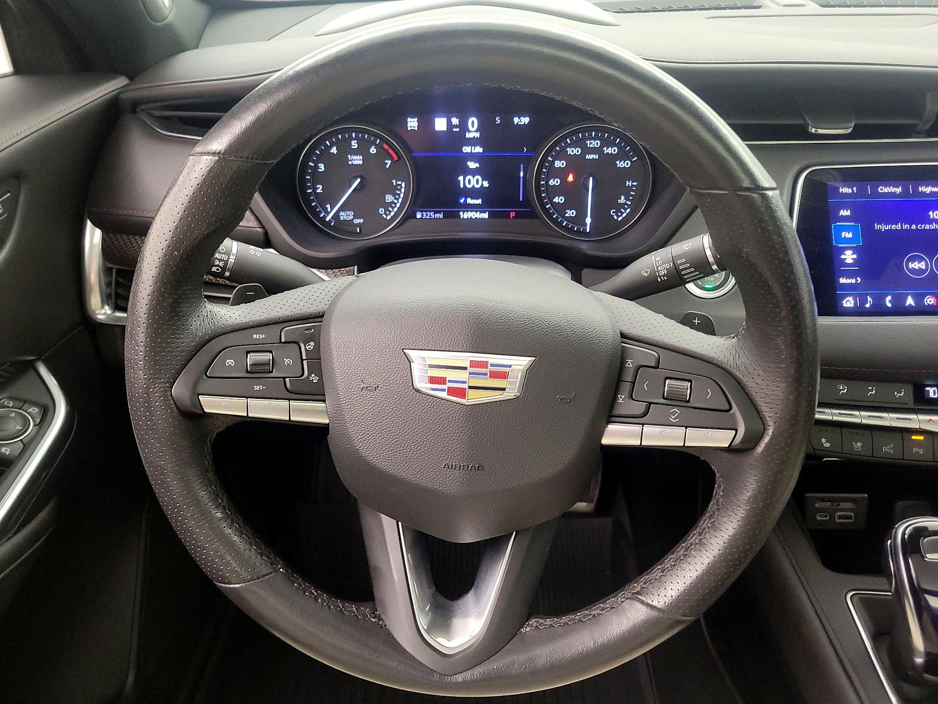 Thumbnail: 2020 Cadillac XT4 - 10